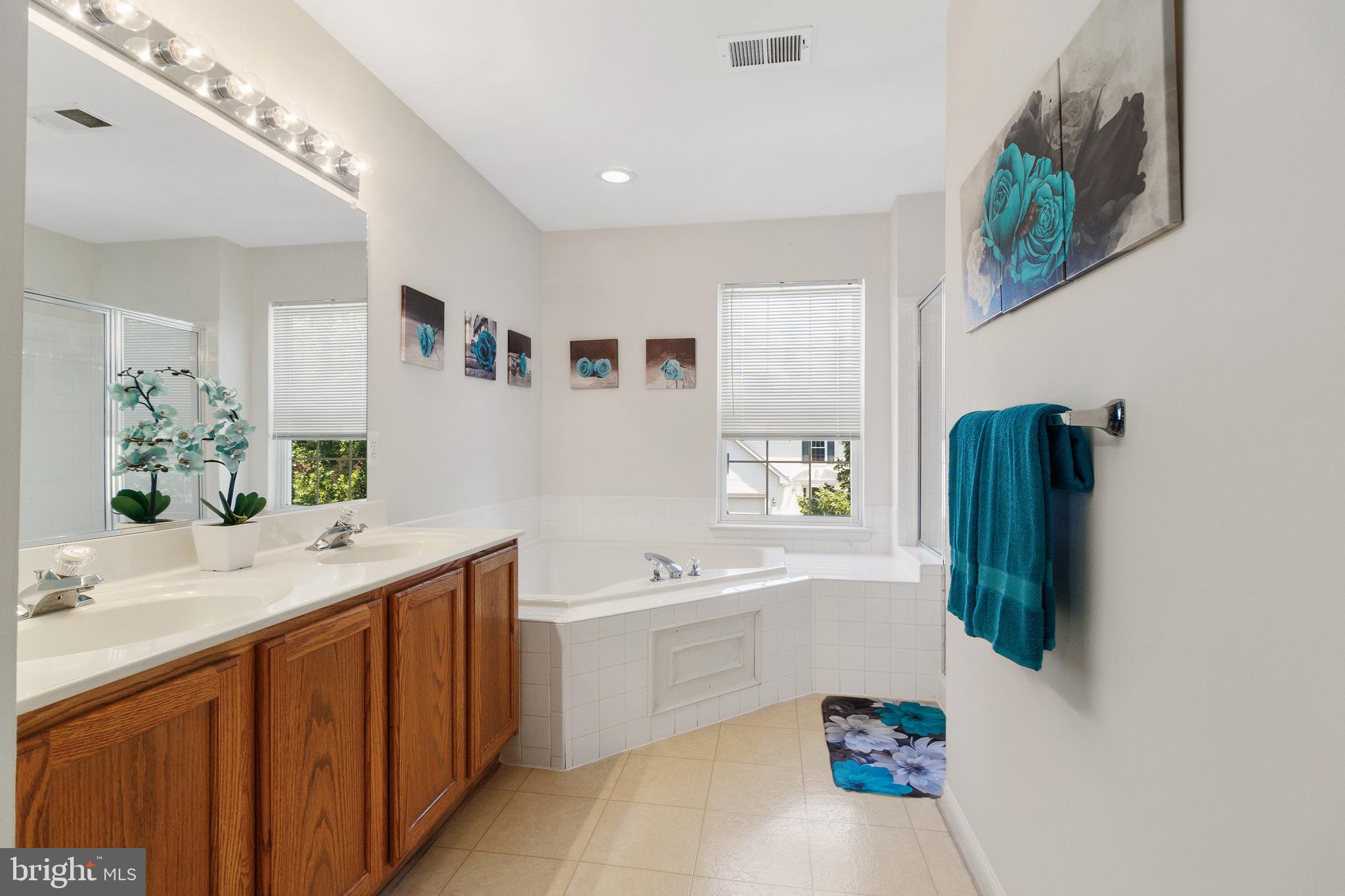 SENECA CROSSING - Residential