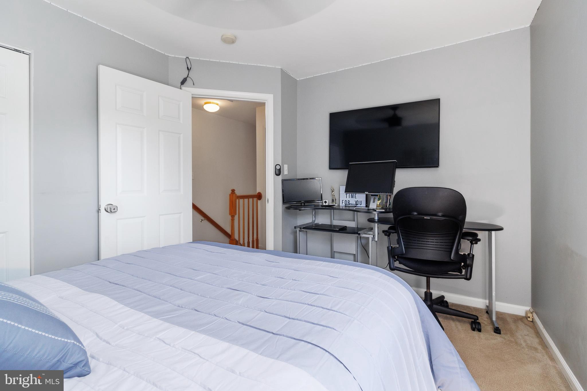 SENECA CROSSING - Residential