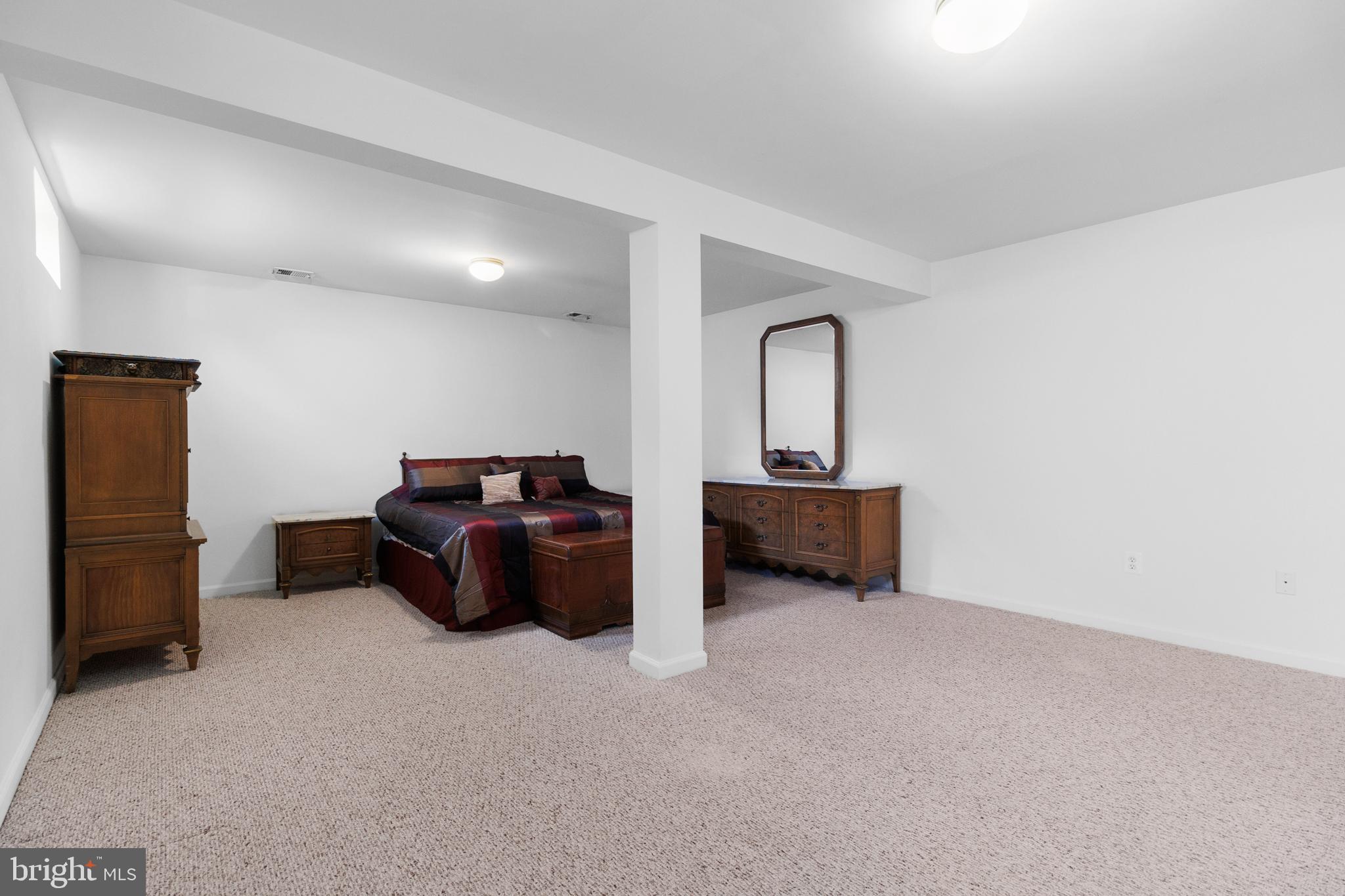 SENECA CROSSING - Residential