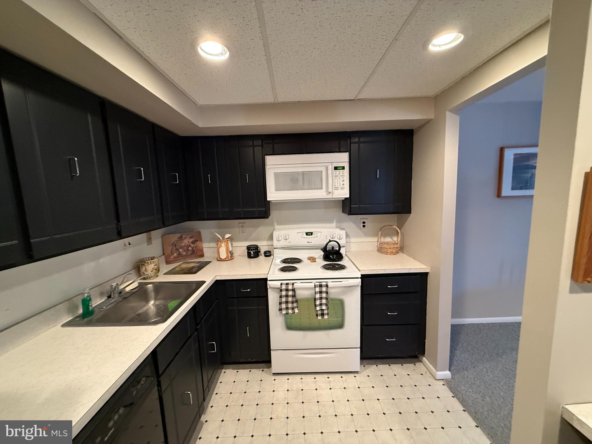 HAVERFORD VIL - Residential