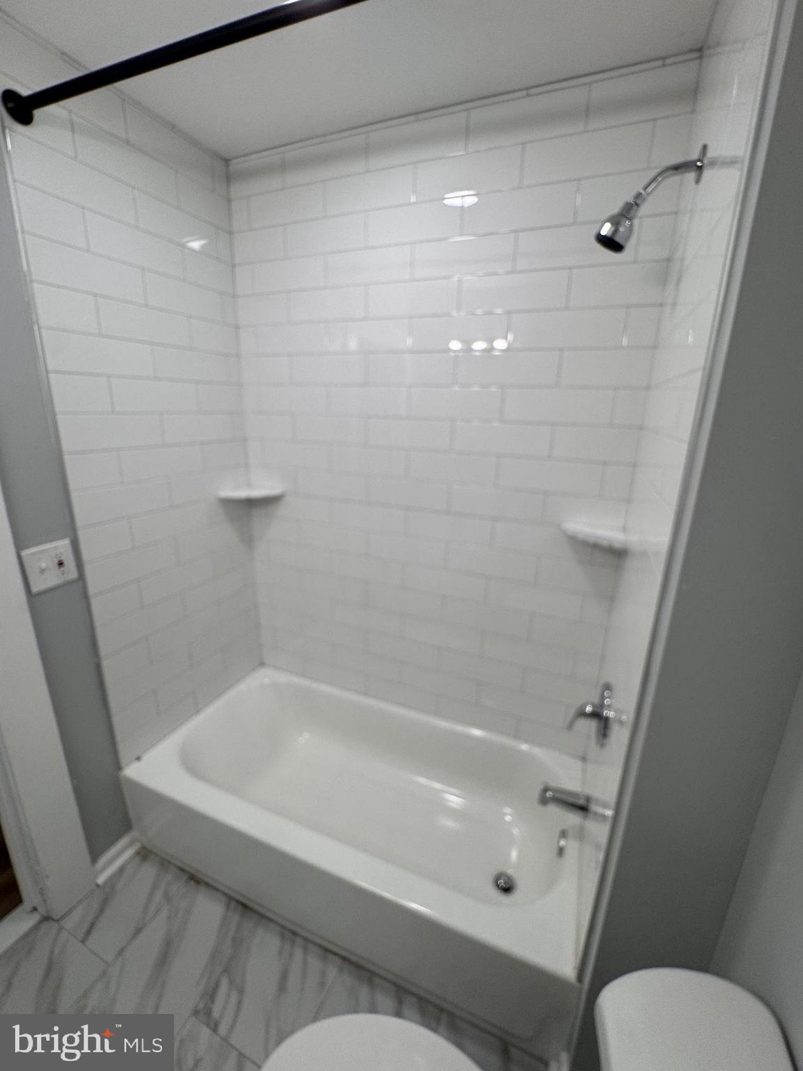 MILTON-MONTFORD - Residential Lease