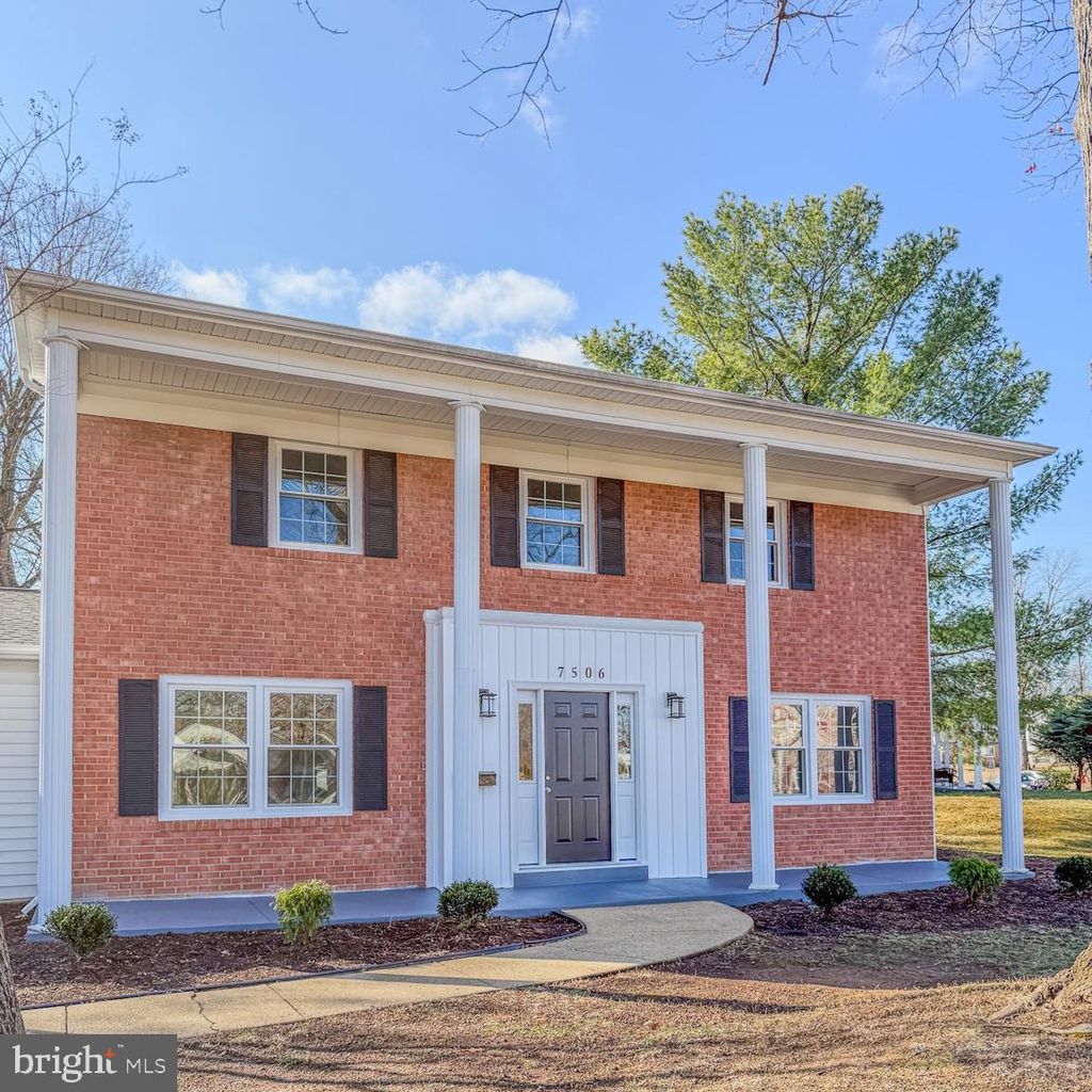 Photo of 7506 Todd Place, MANASSAS, VA 20109 (MLS # VAPW2108376)