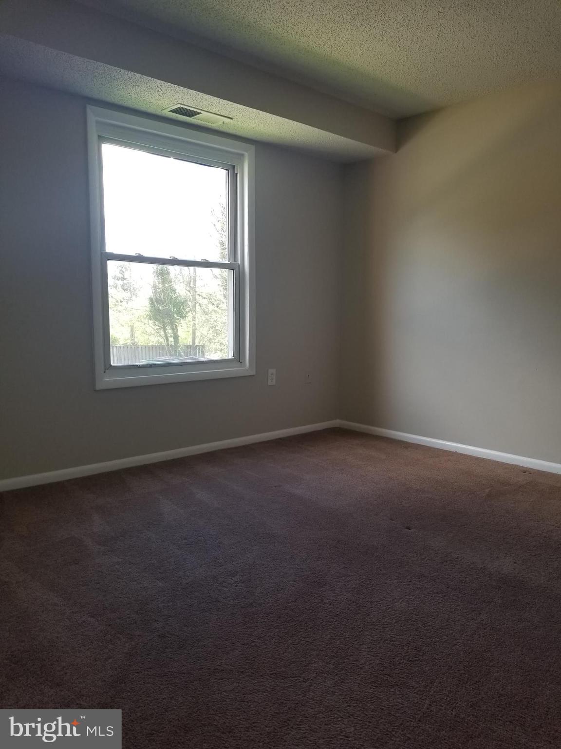 SWANN HILL CONDOMINIUMS - Residential Lease