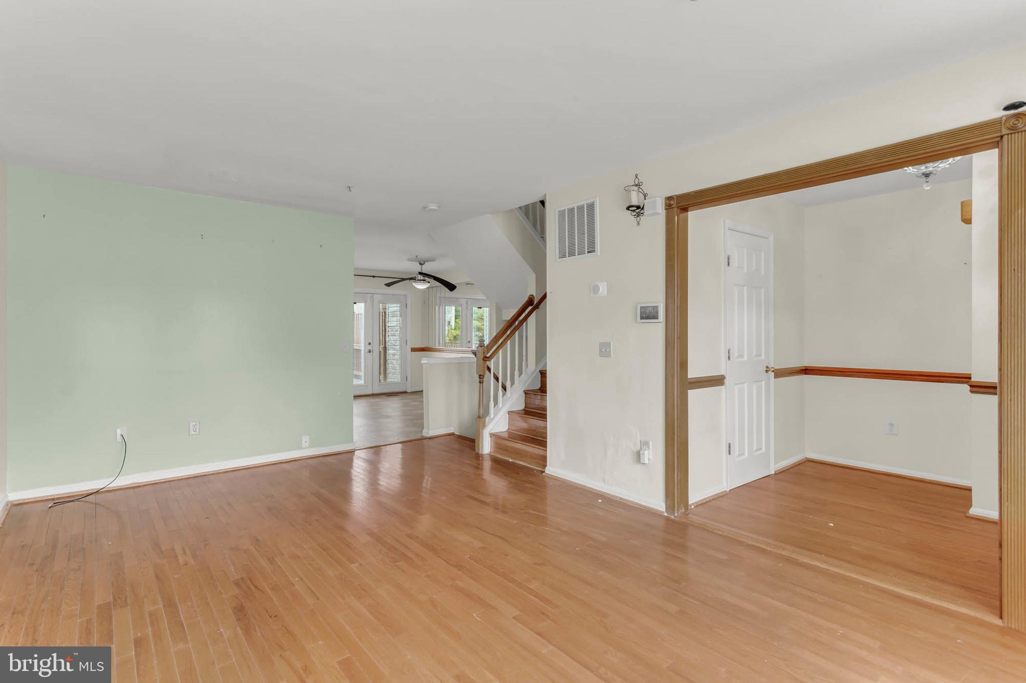 SEVEN OAKS - Residential