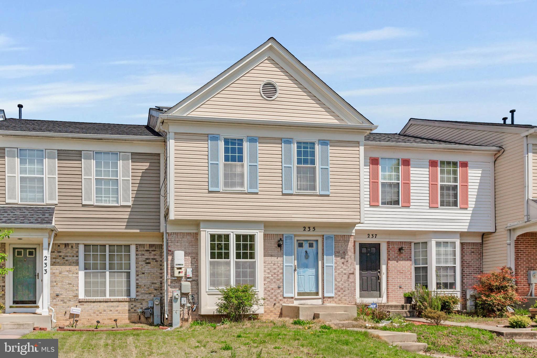 SEVEN OAKS - Residential