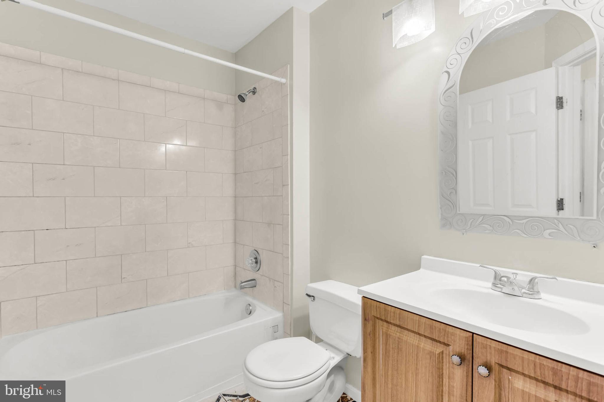 SEVEN OAKS - Residential