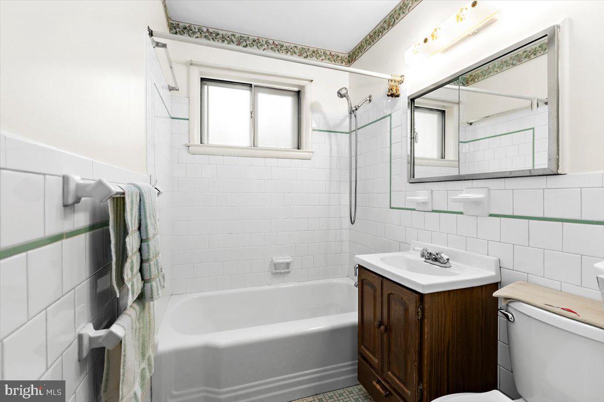 GLEN GARDENS - Residential