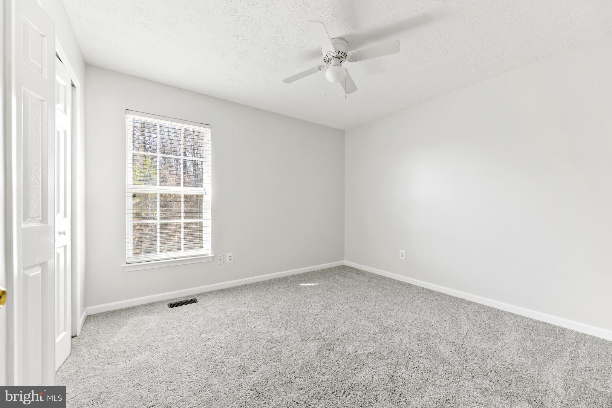 SAVANNAH OVERLOOK - Residential