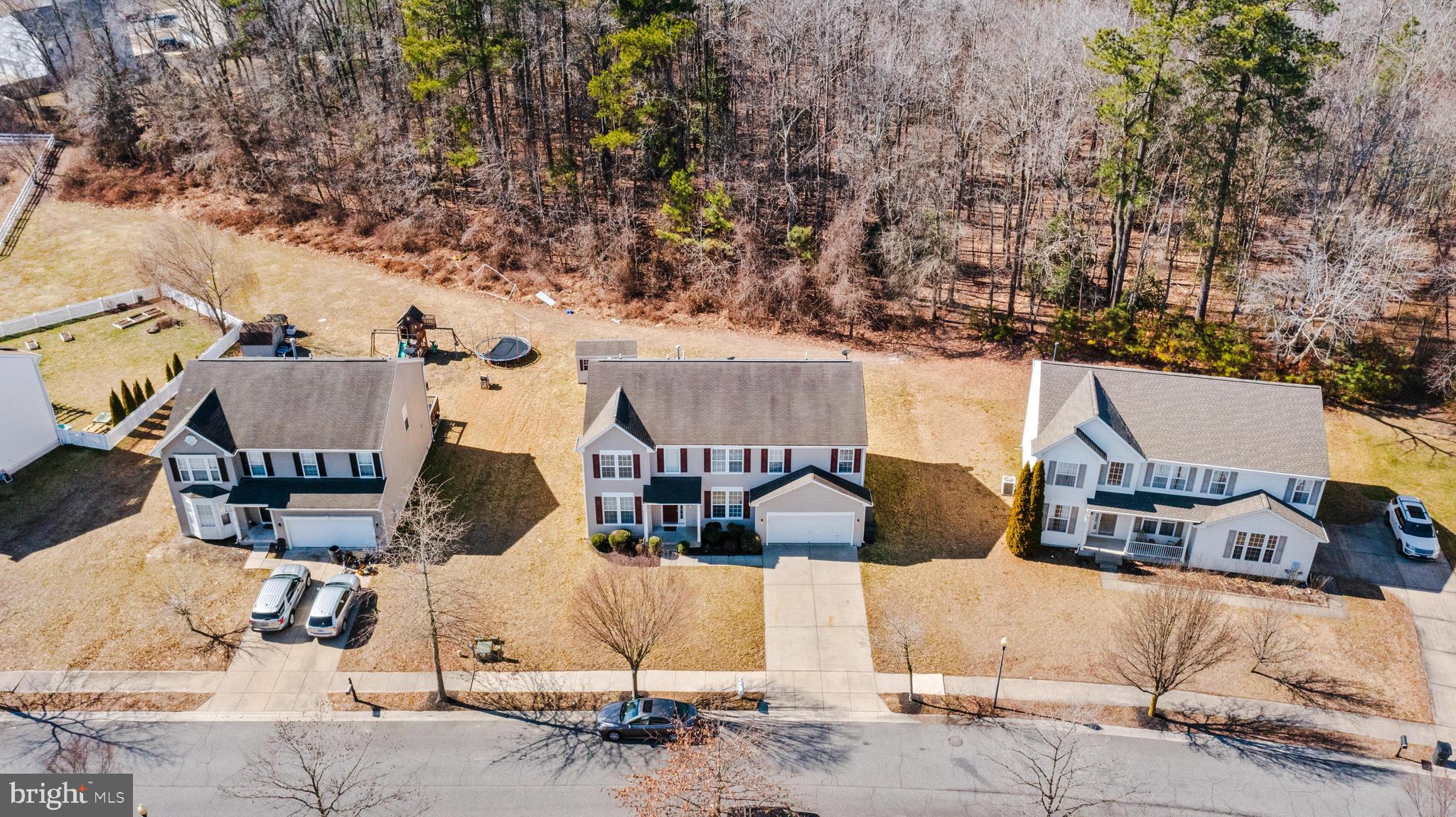 SAVANNAH OVERLOOK - Residential