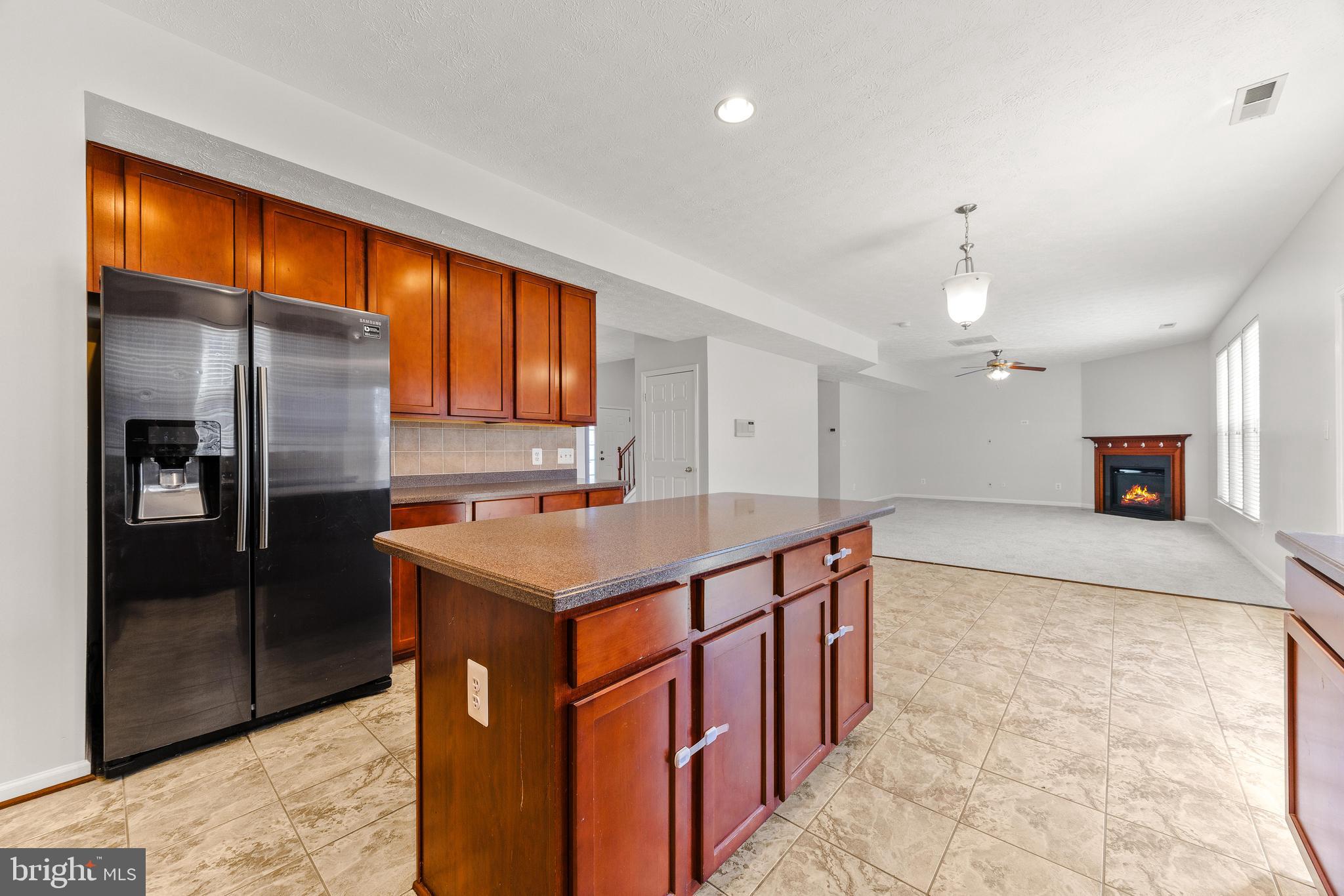 SAVANNAH OVERLOOK - Residential