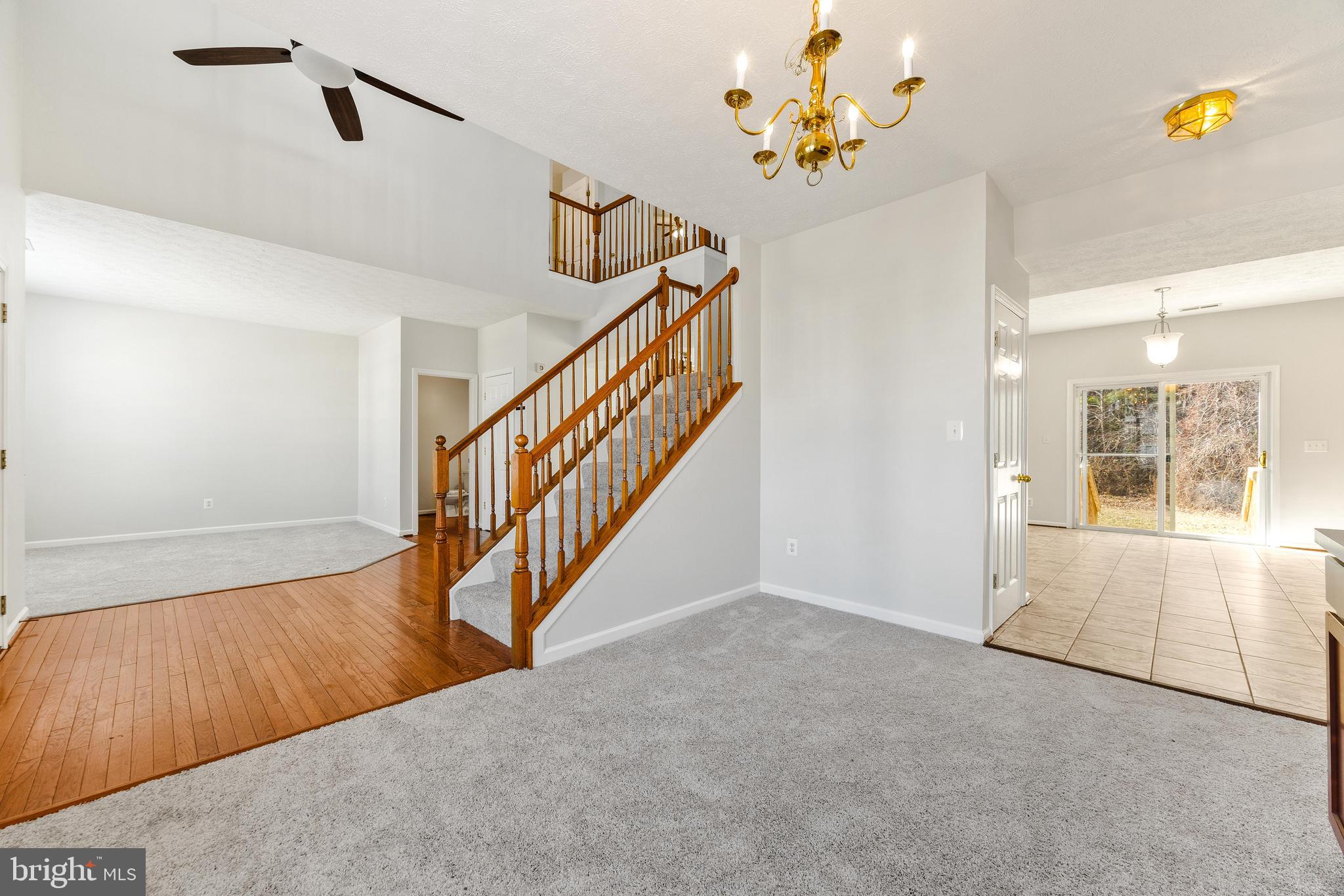 SAVANNAH OVERLOOK - Residential