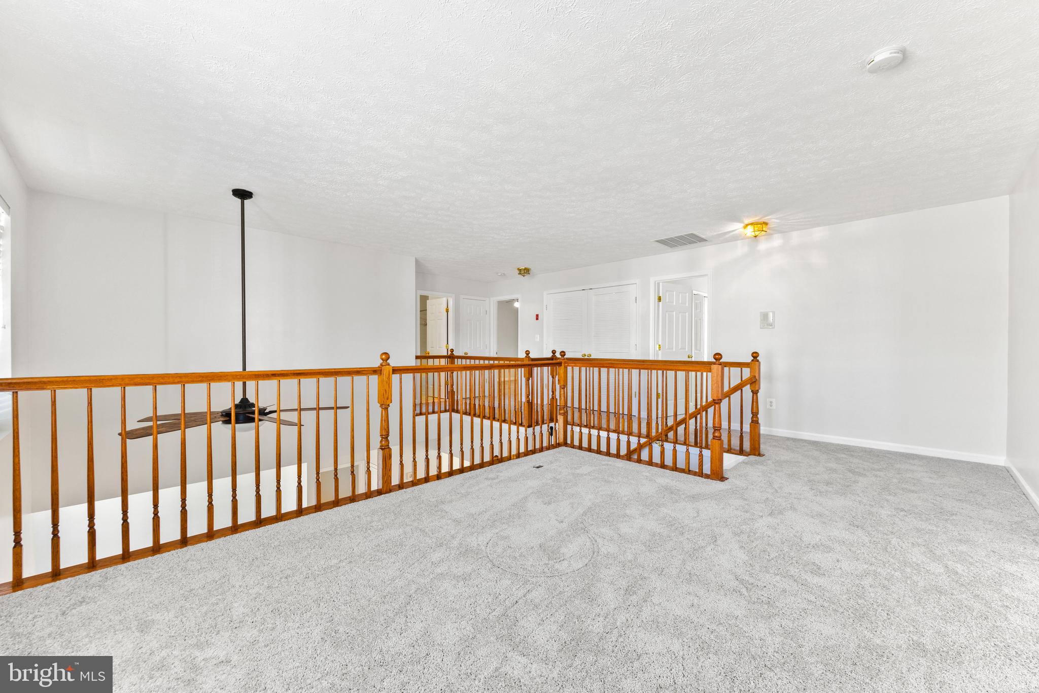 SAVANNAH OVERLOOK - Residential