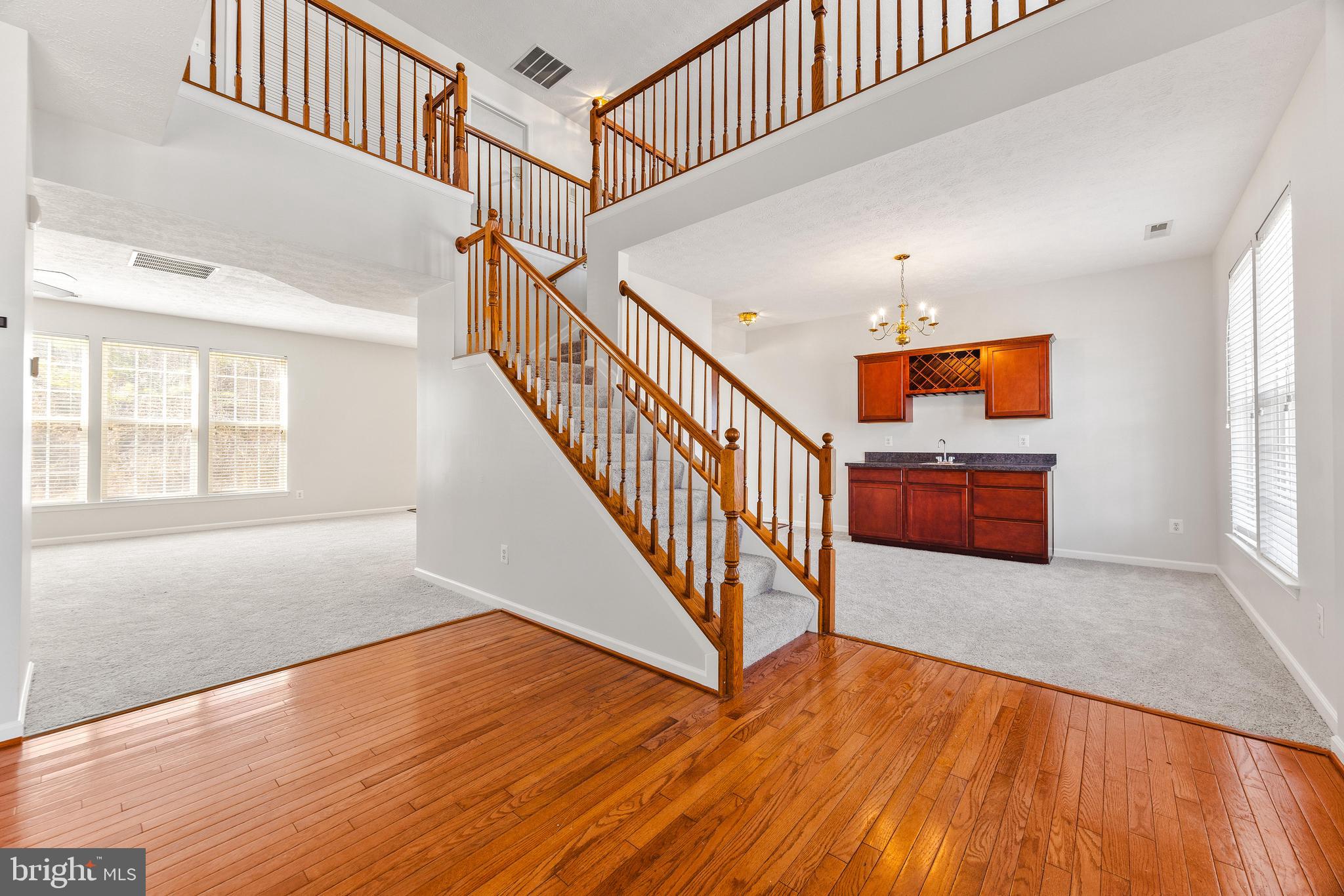 SAVANNAH OVERLOOK - Residential