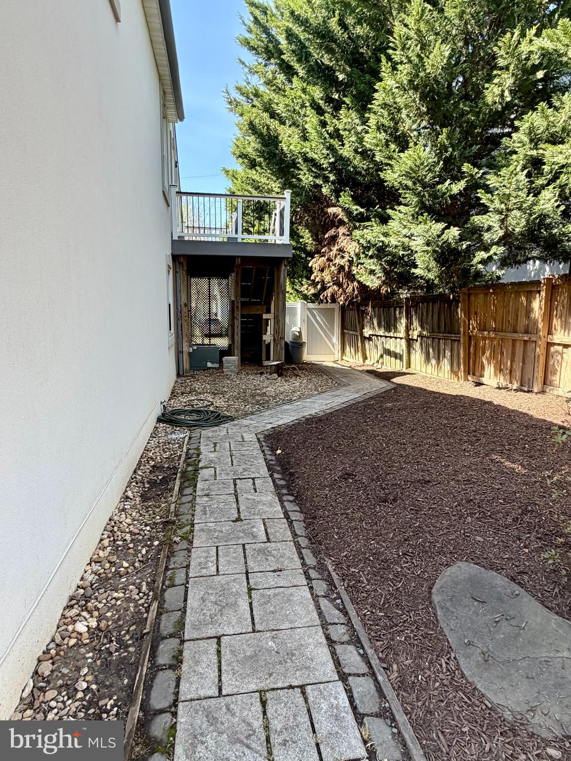 PIMMIT HILLS - Residential