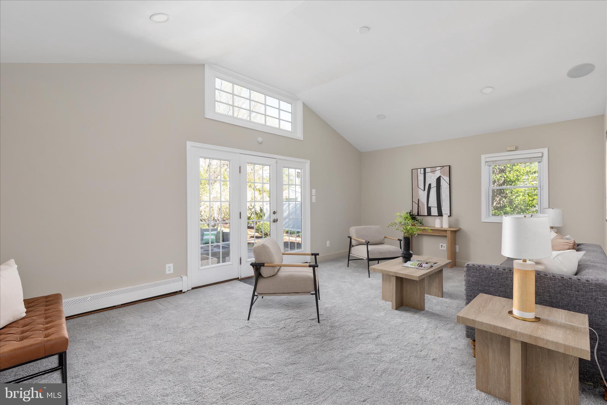 PIMMIT HILLS - Residential