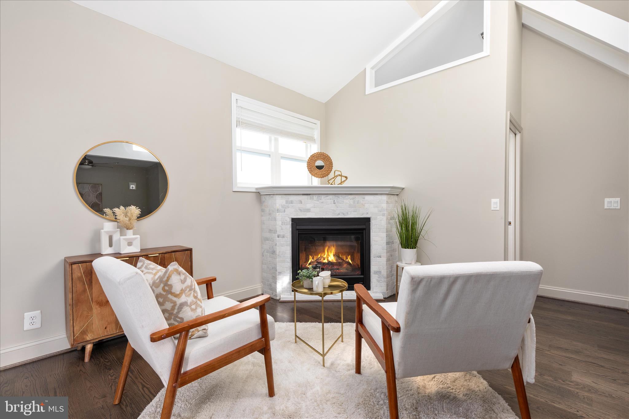 PIMMIT HILLS - Residential