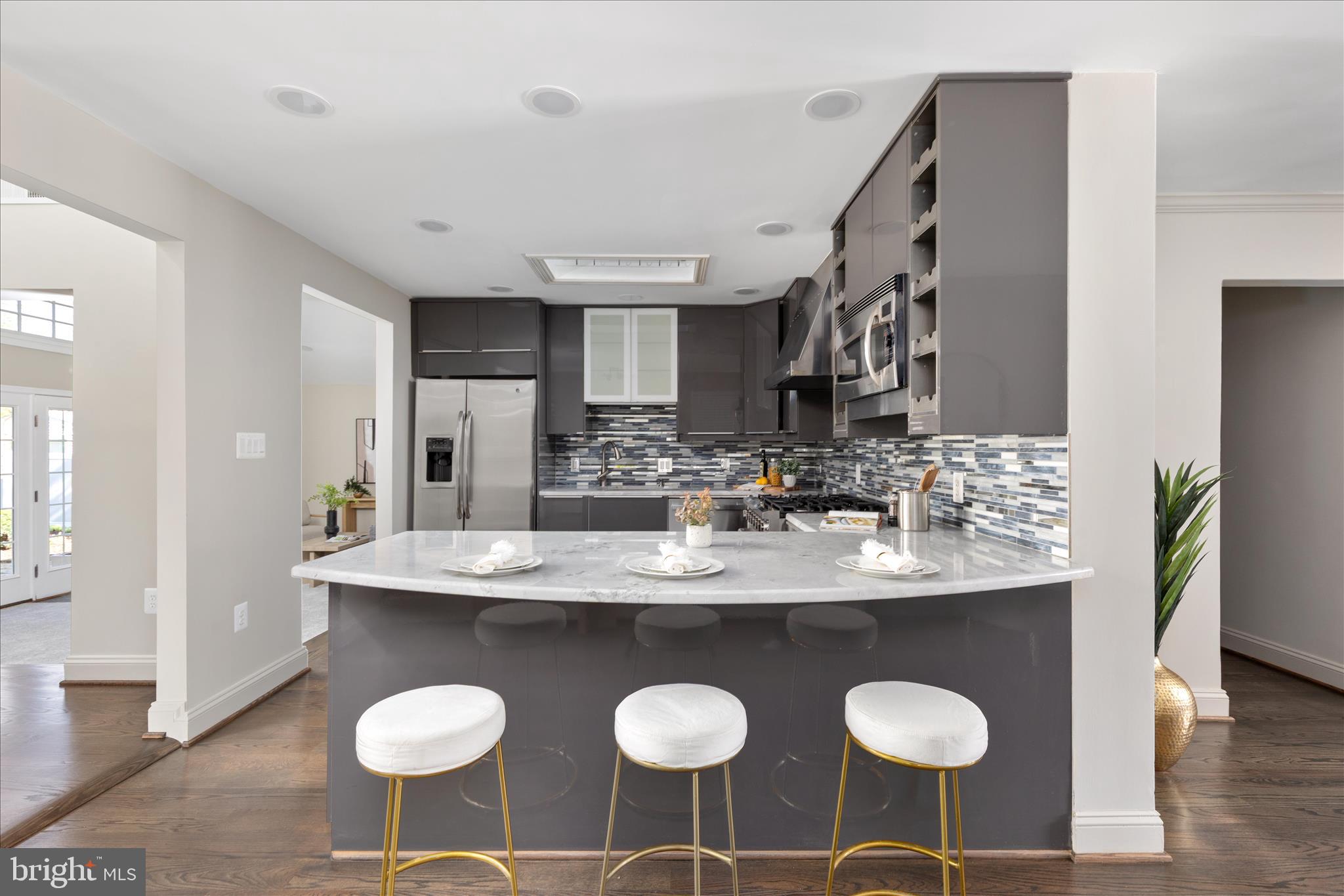 PIMMIT HILLS - Residential