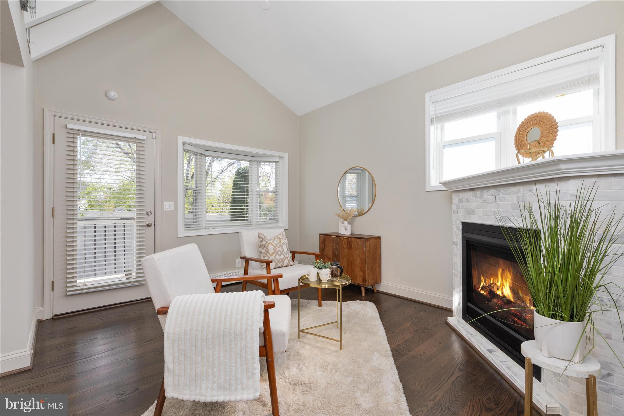 PIMMIT HILLS - Residential