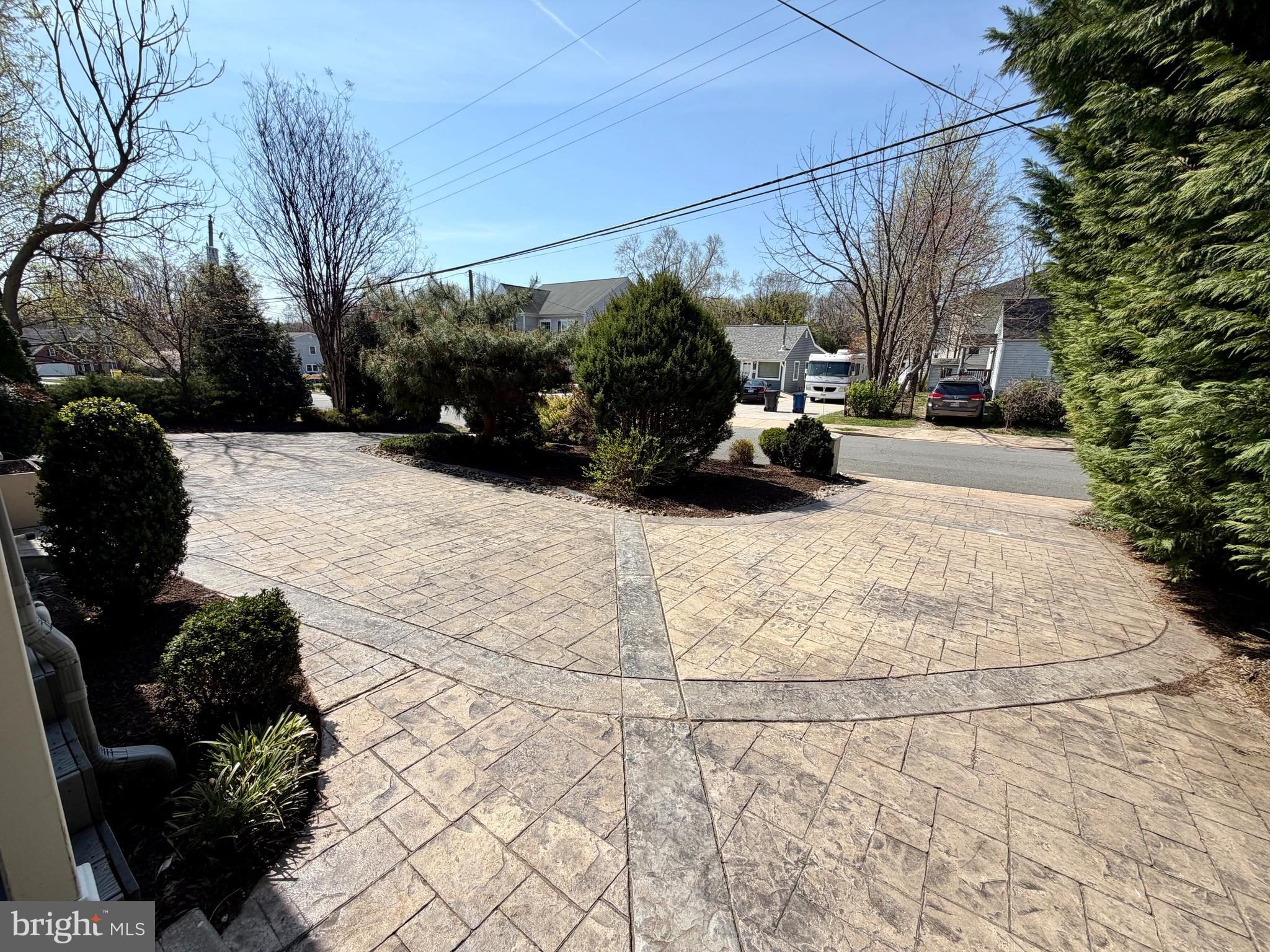 PIMMIT HILLS - Residential