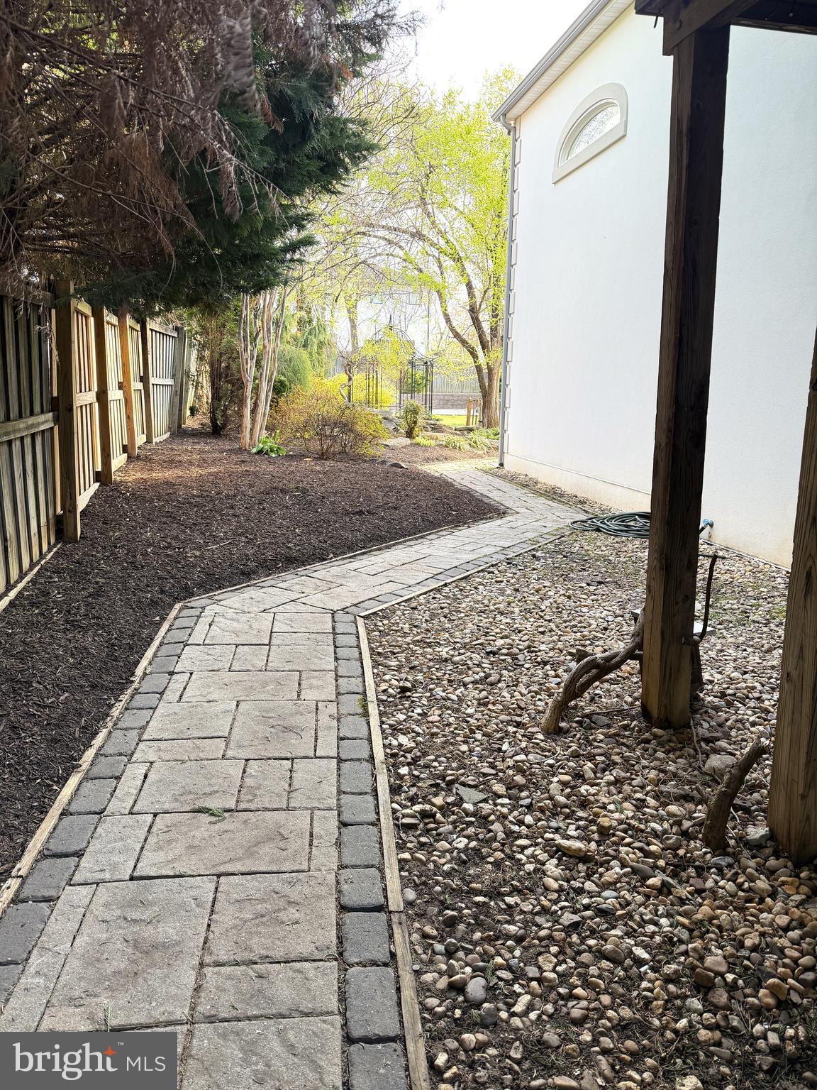 PIMMIT HILLS - Residential