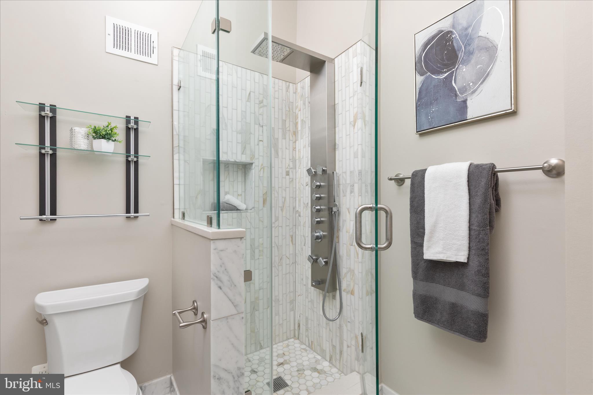 PIMMIT HILLS - Residential