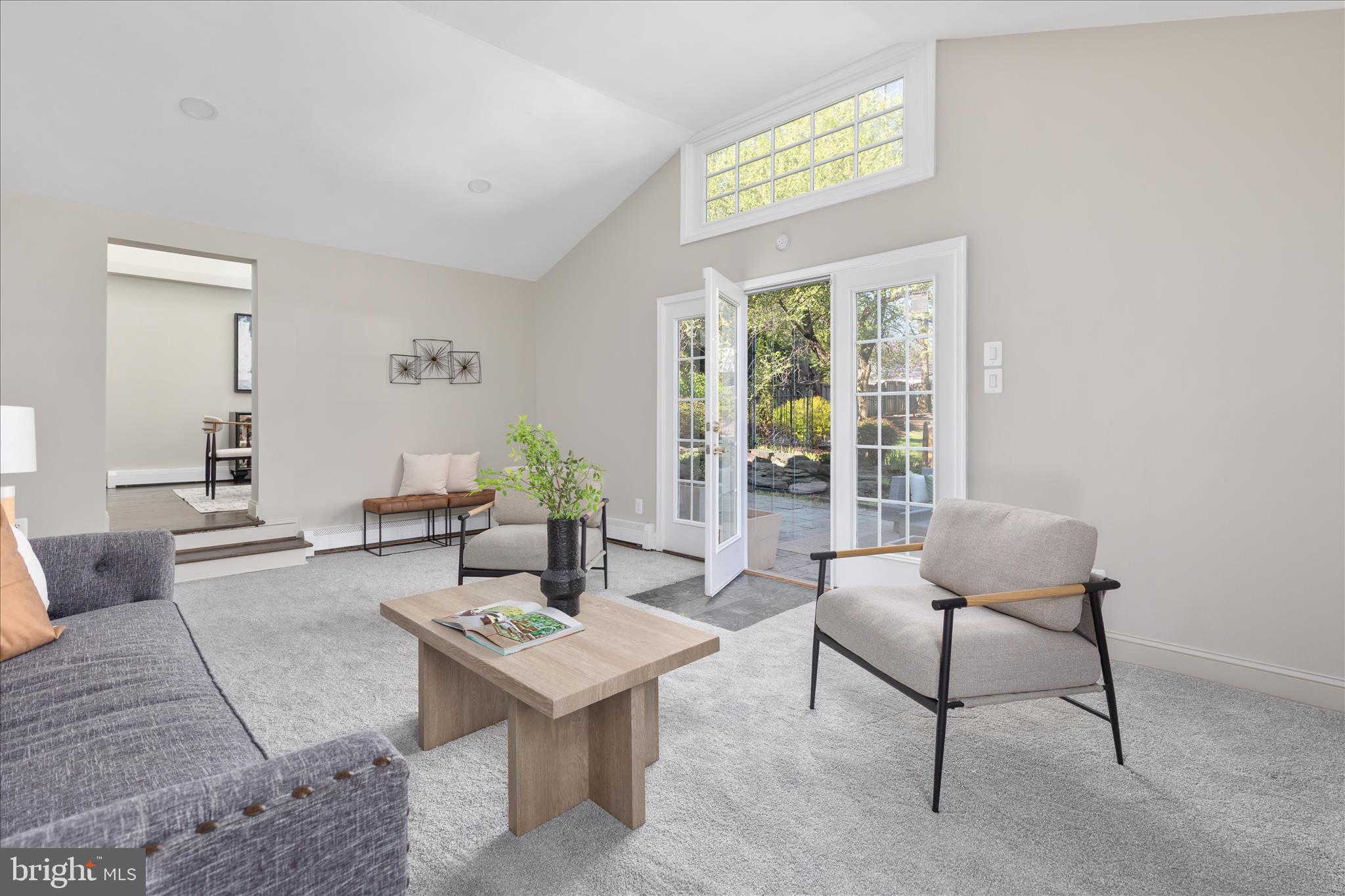 PIMMIT HILLS - Residential