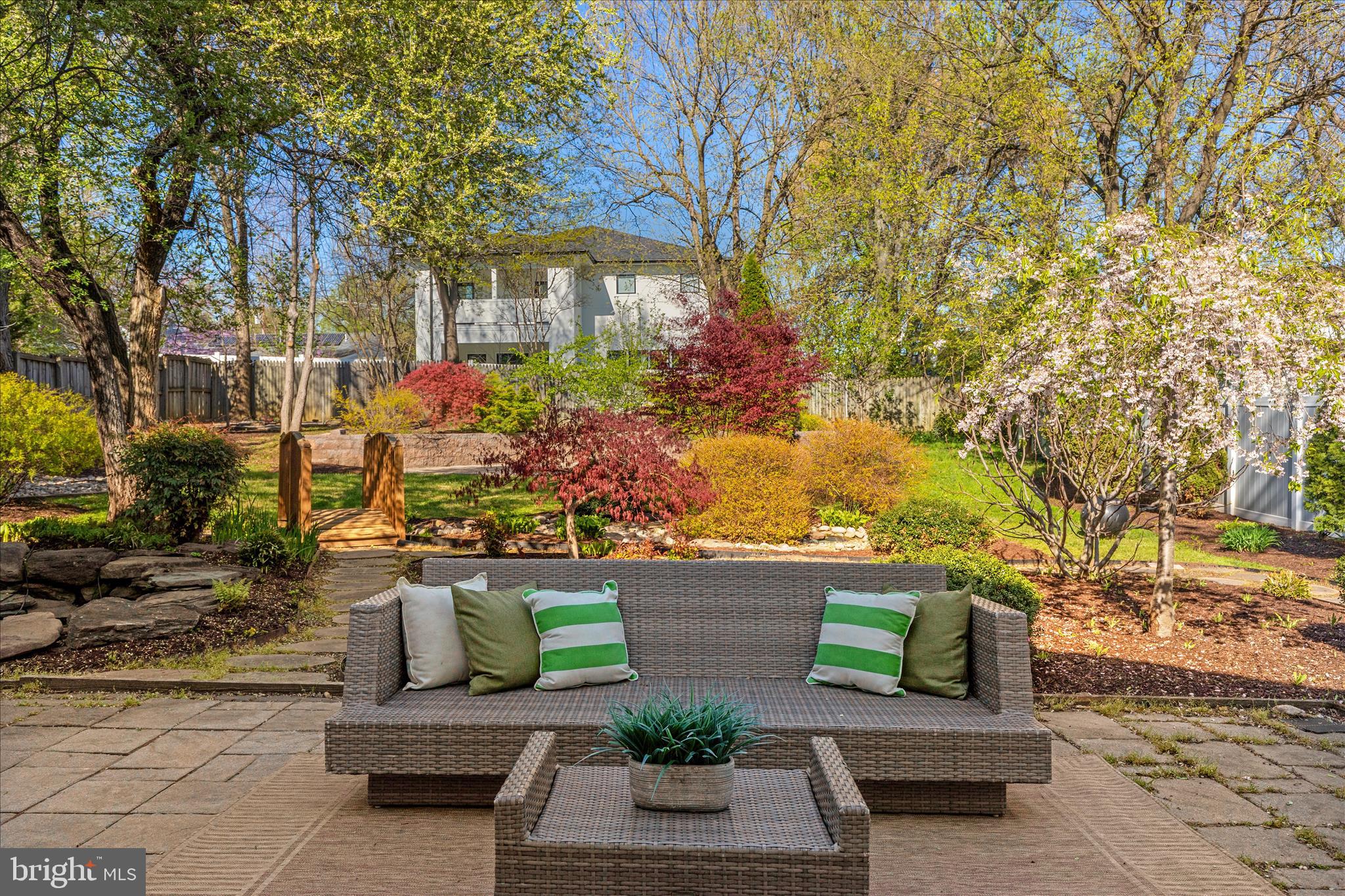 PIMMIT HILLS - Residential