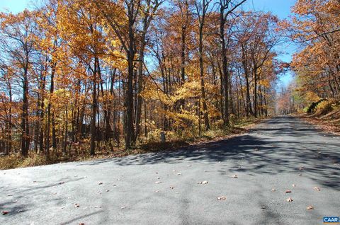 24 WHITE OAK LN WINTERGREEN RESORT VA 22967