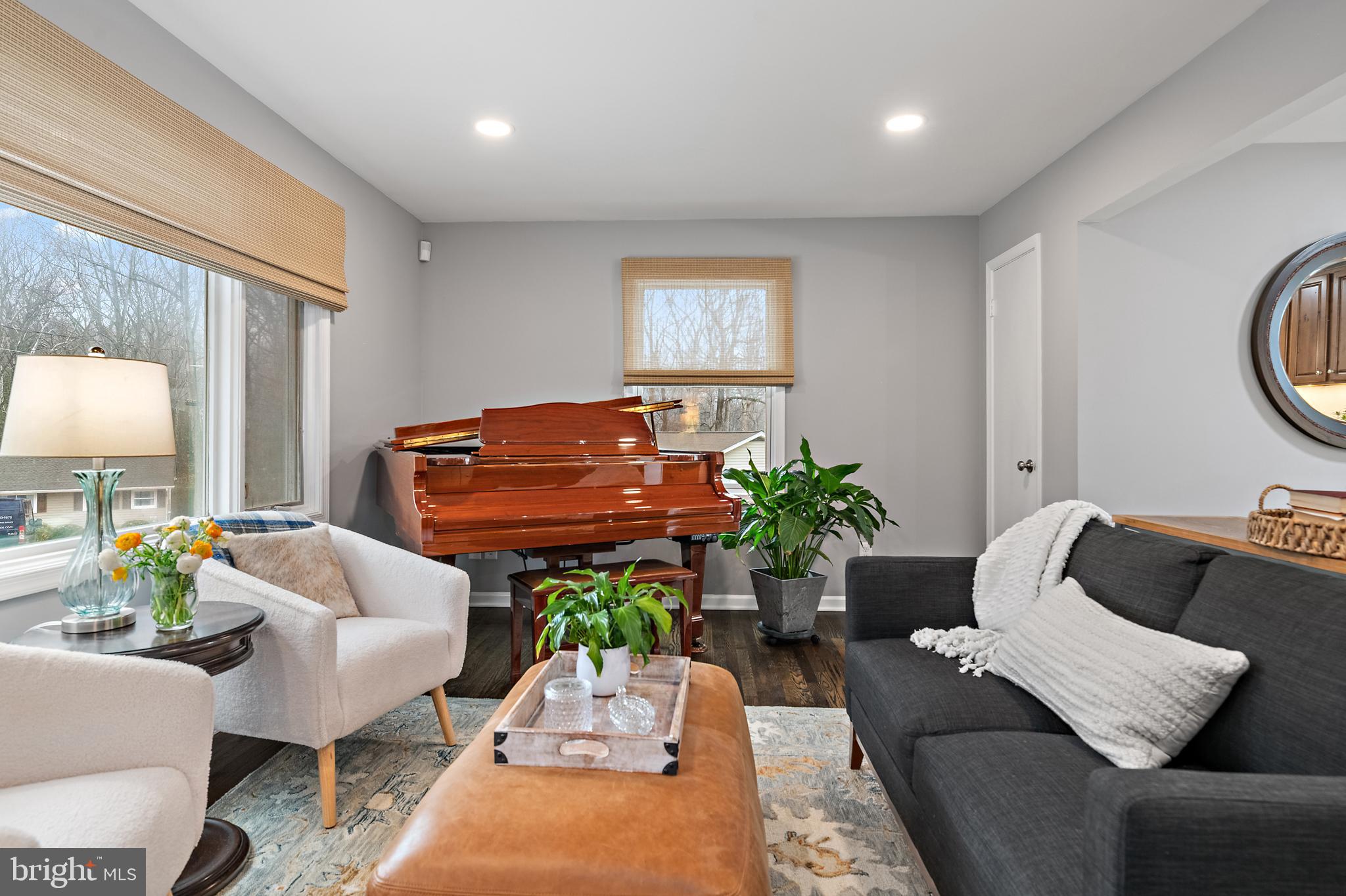 LINCOLN HEIGHTS - Residential