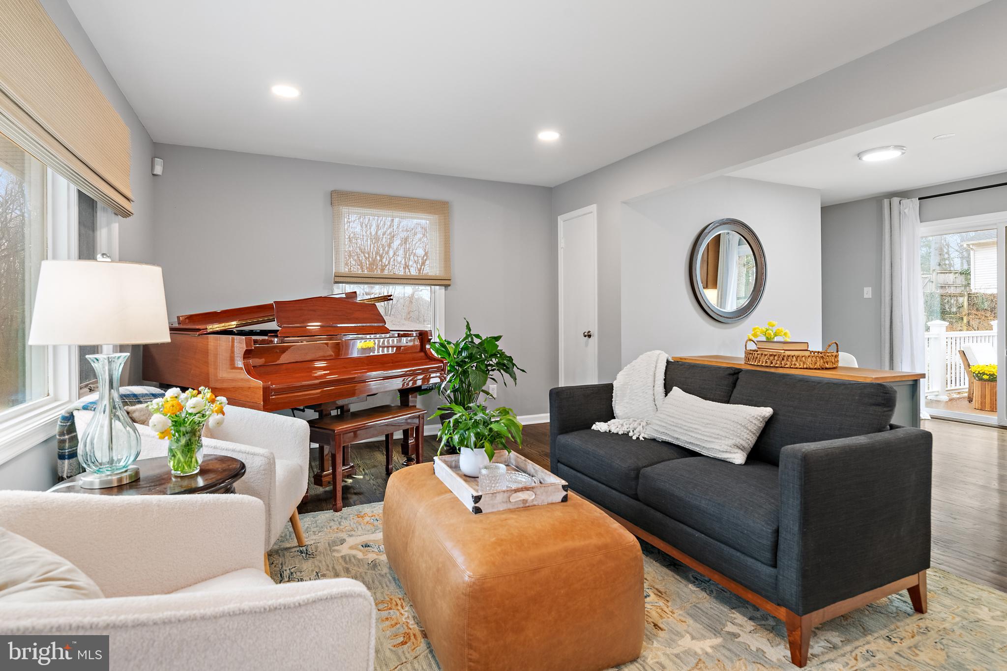 LINCOLN HEIGHTS - Residential