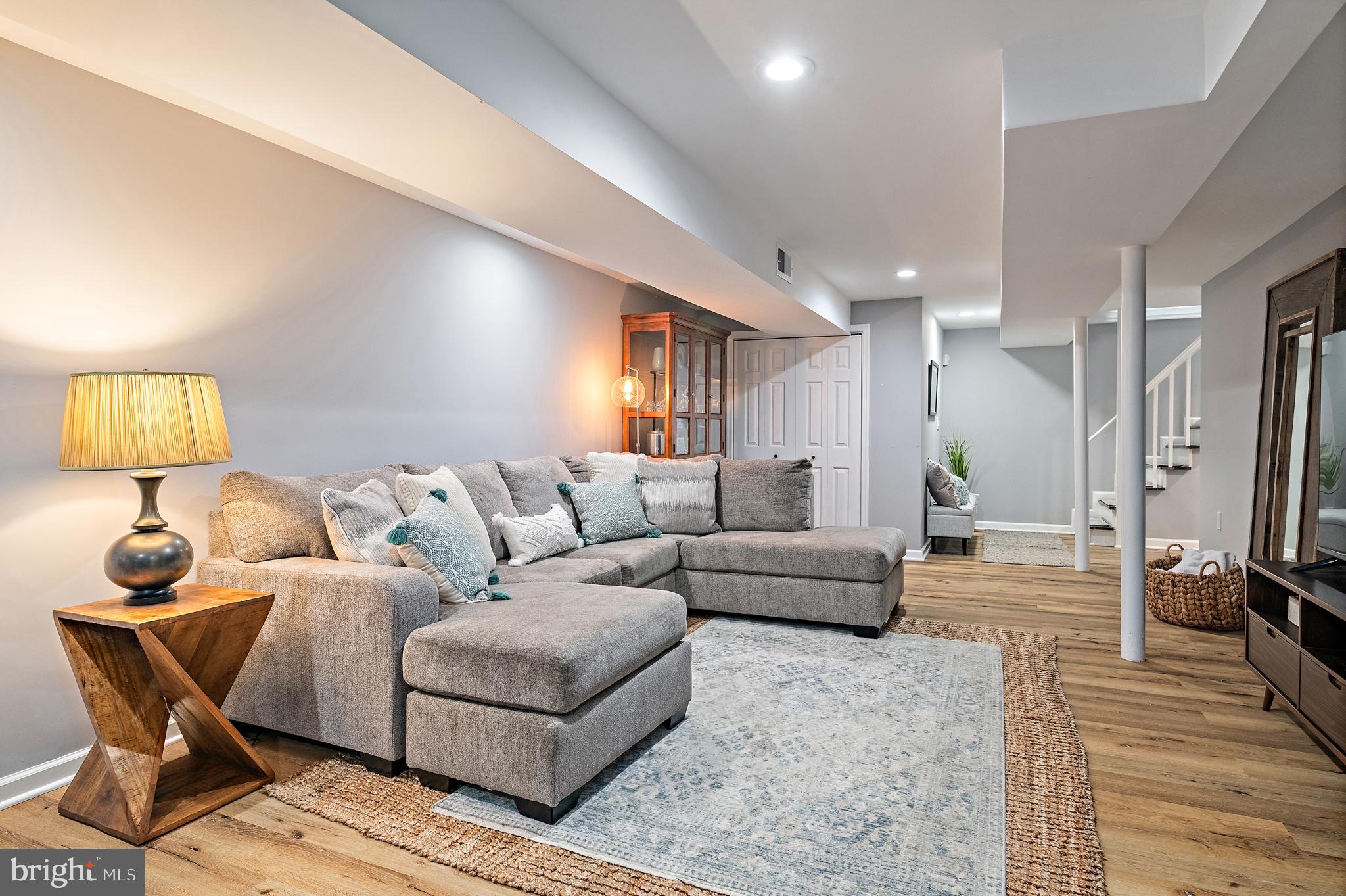 LINCOLN HEIGHTS - Residential