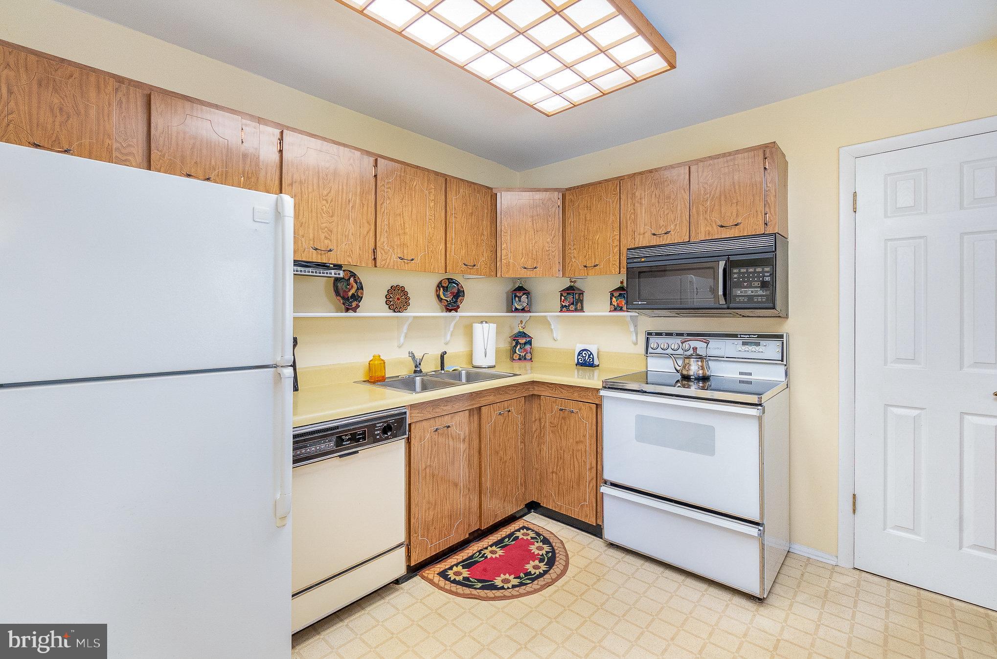 EDGEWOOD MEADOWS - Residential