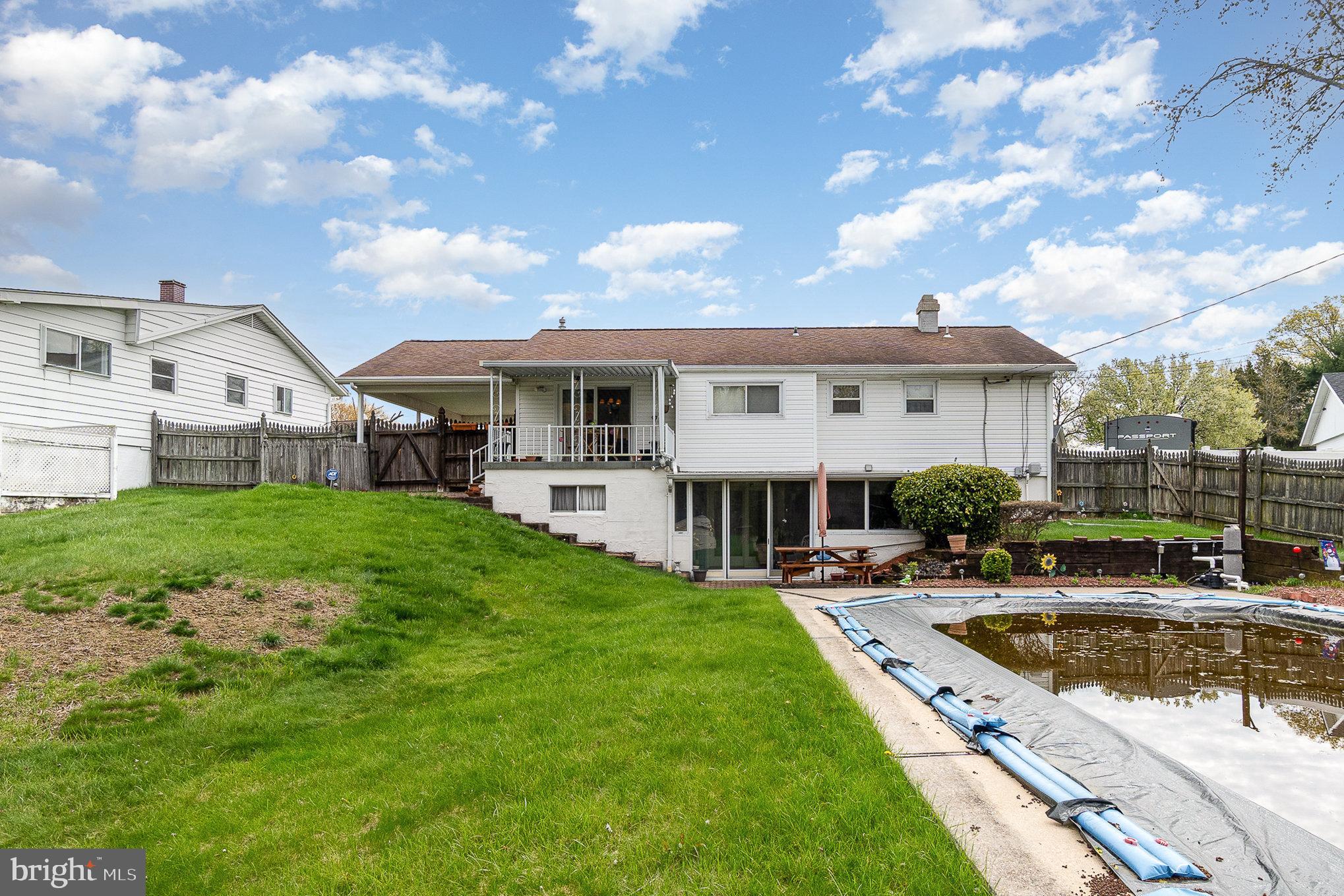 EDGEWOOD MEADOWS - Residential