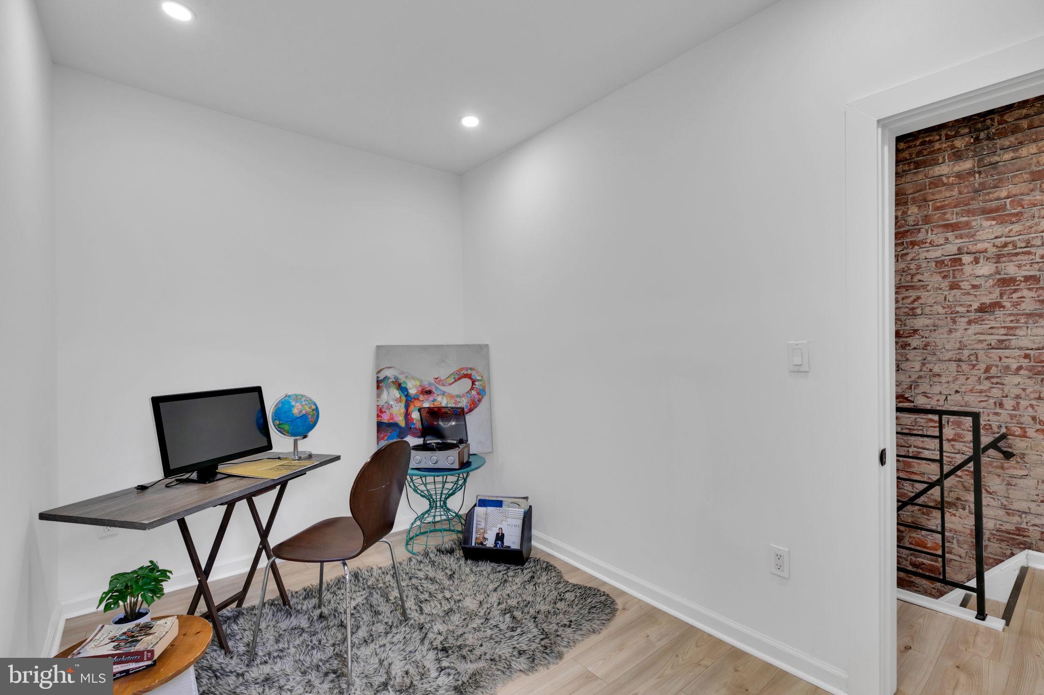PORT RICHMOND - Residential