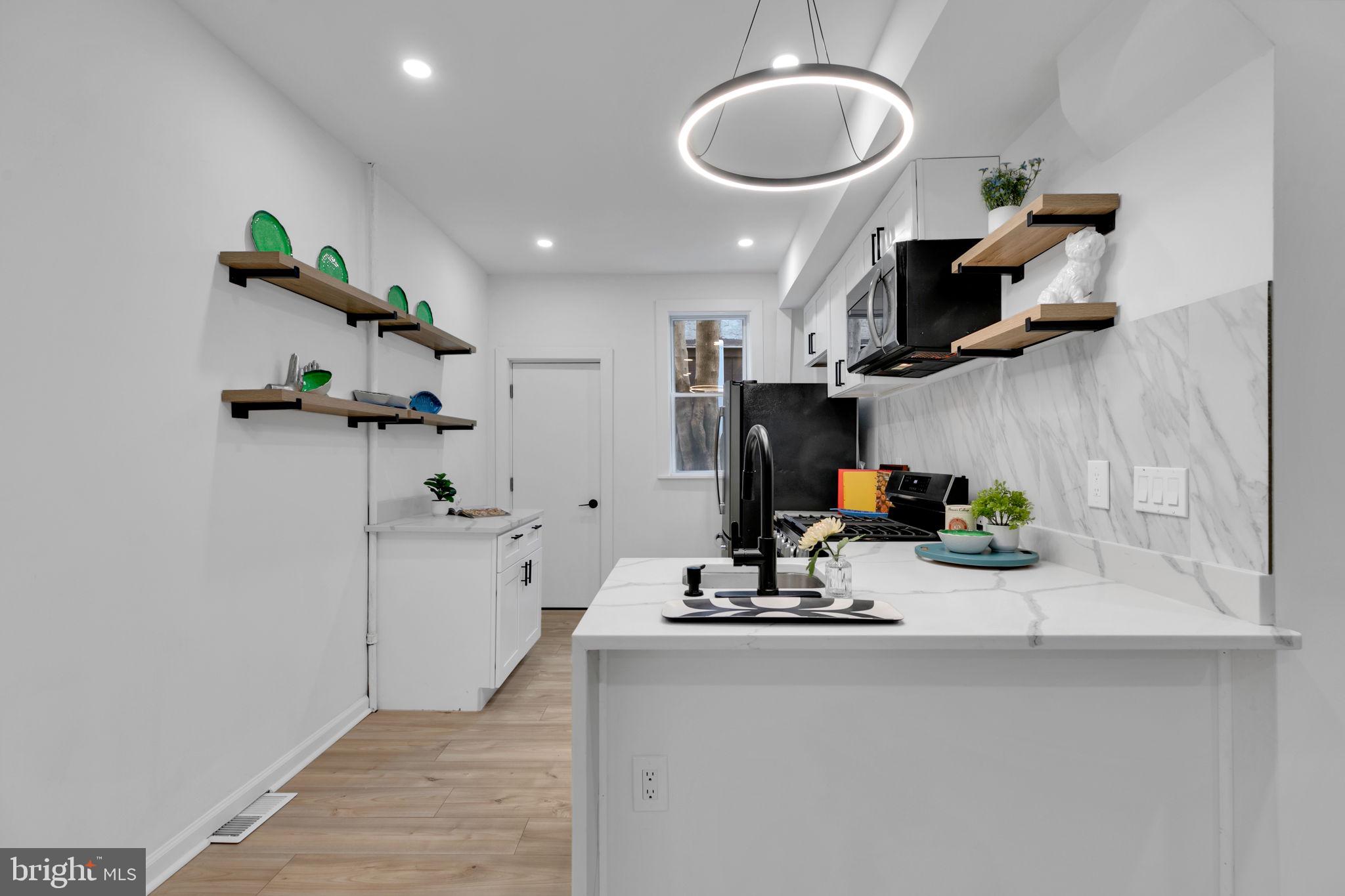 PORT RICHMOND - Residential
