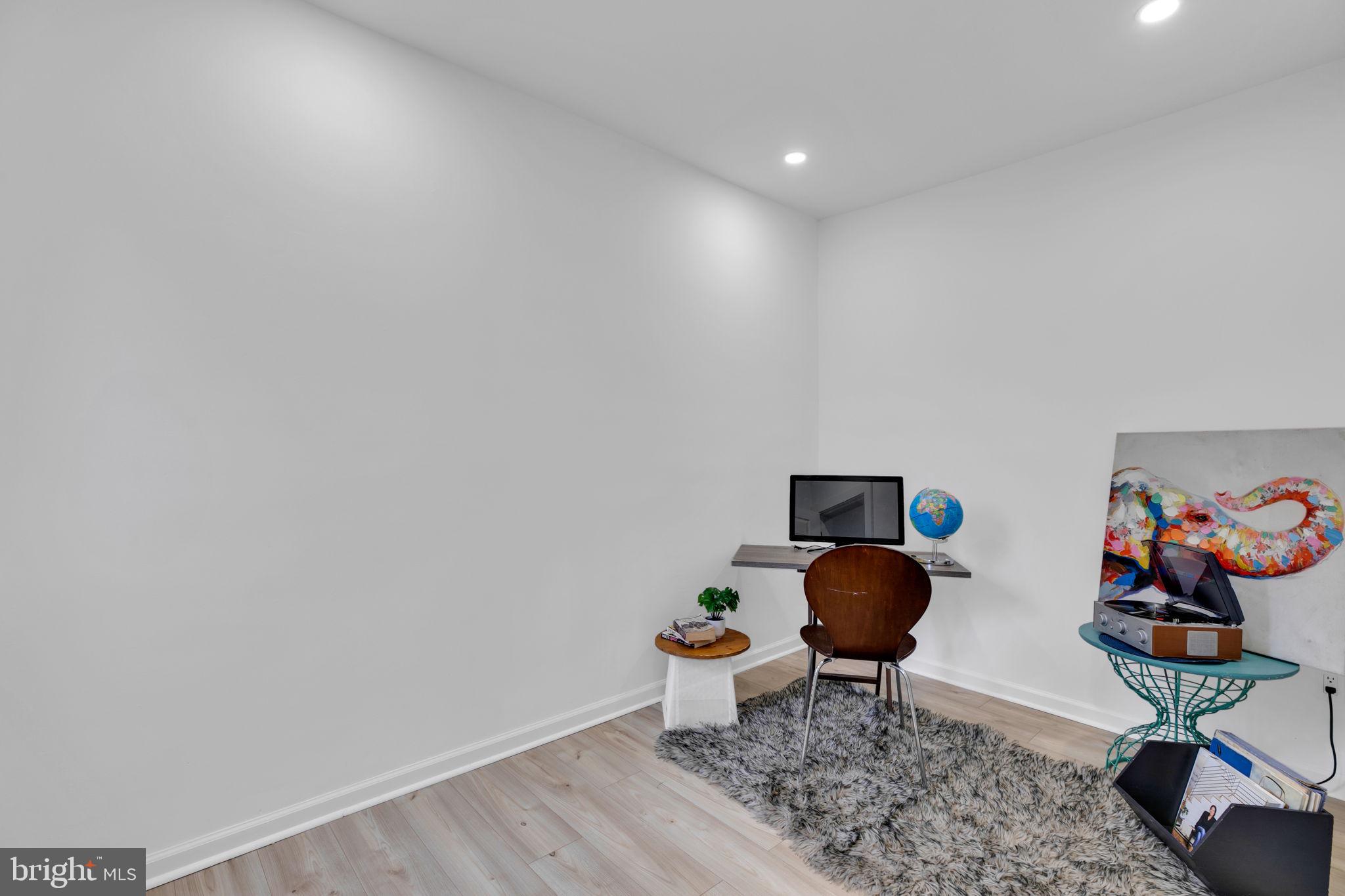 PORT RICHMOND - Residential