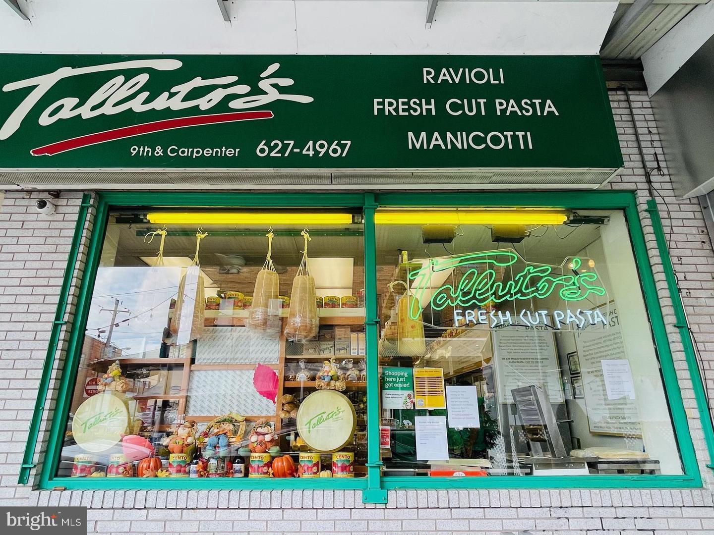 923 E MOYAMENSING AVENUE