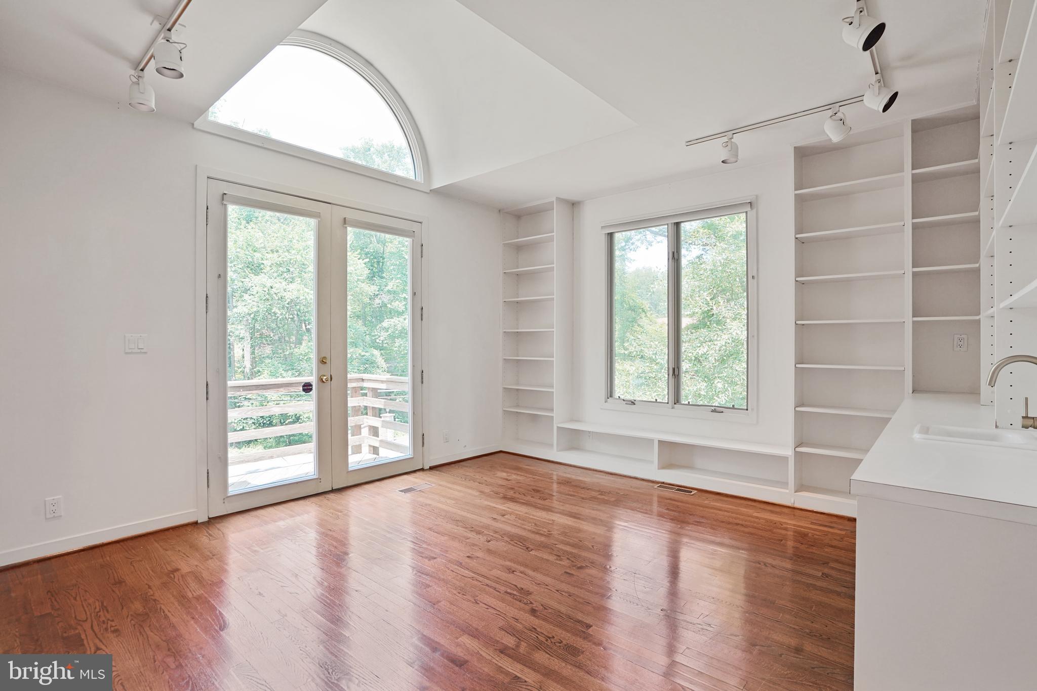 SWINKS MILL - Residential