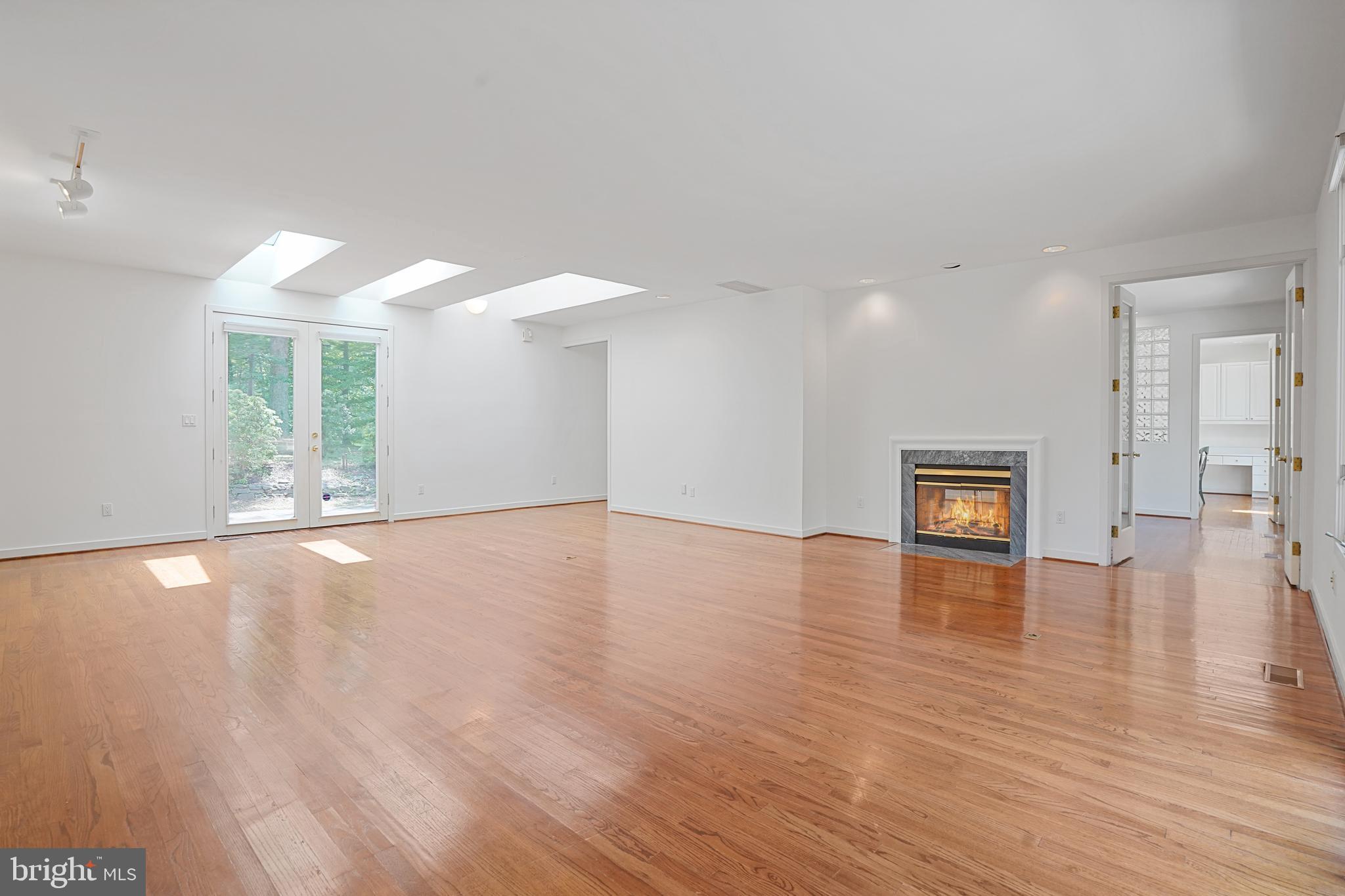 SWINKS MILL - Residential