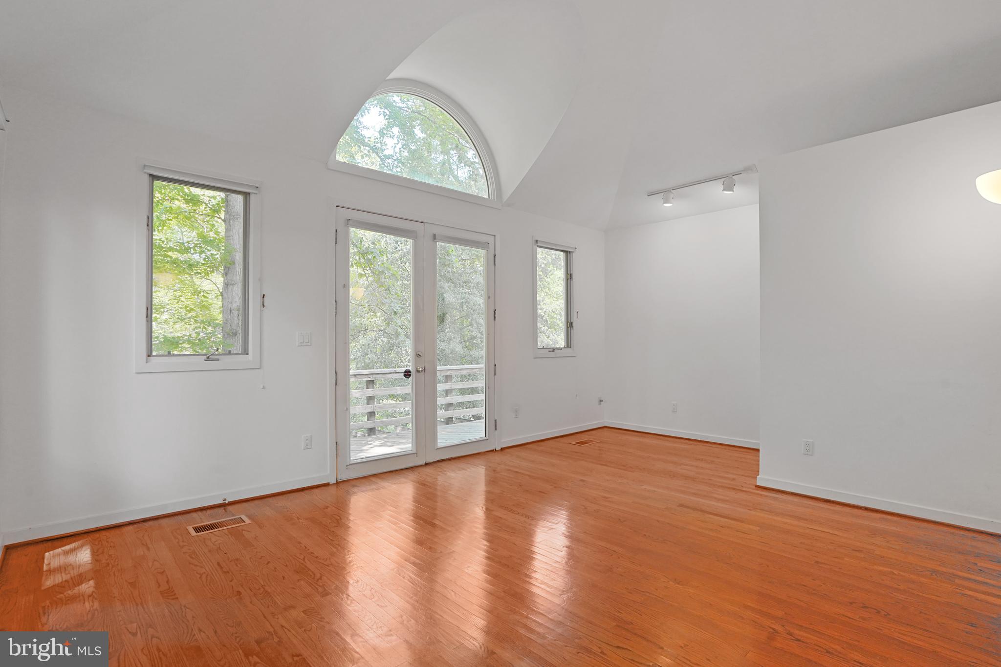 SWINKS MILL - Residential