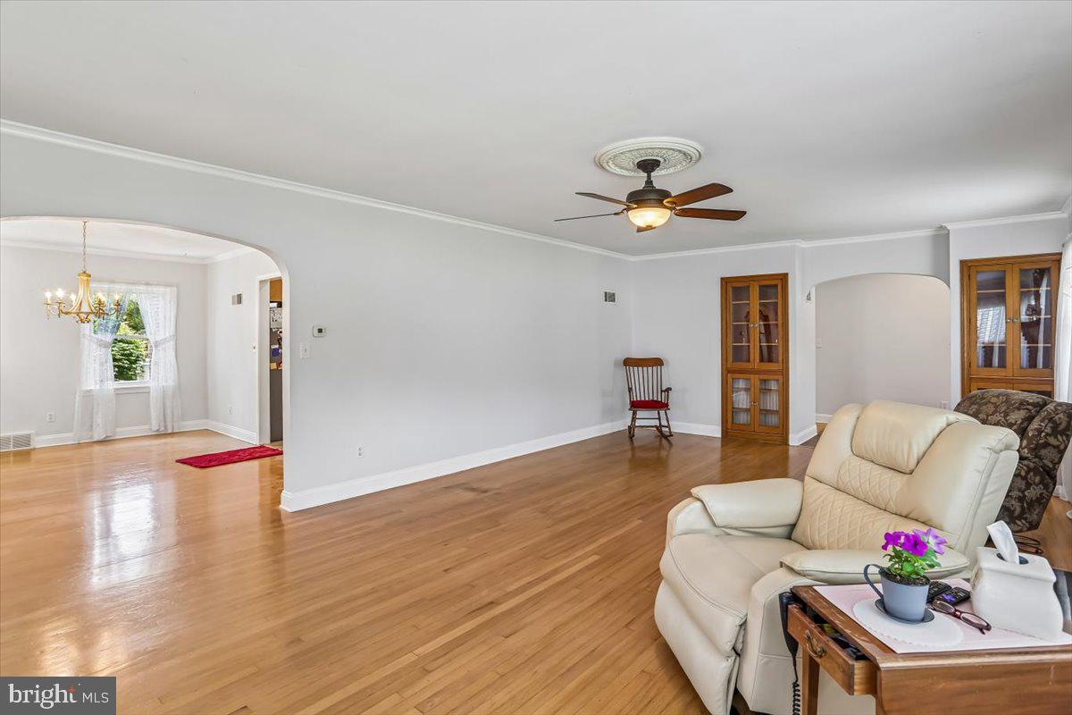 OAKLAND - Residential