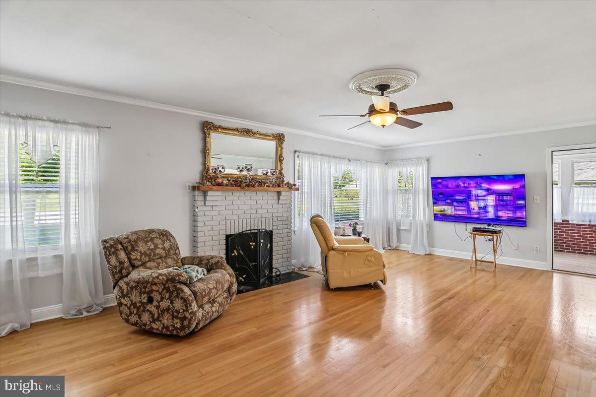 OAKLAND - Residential