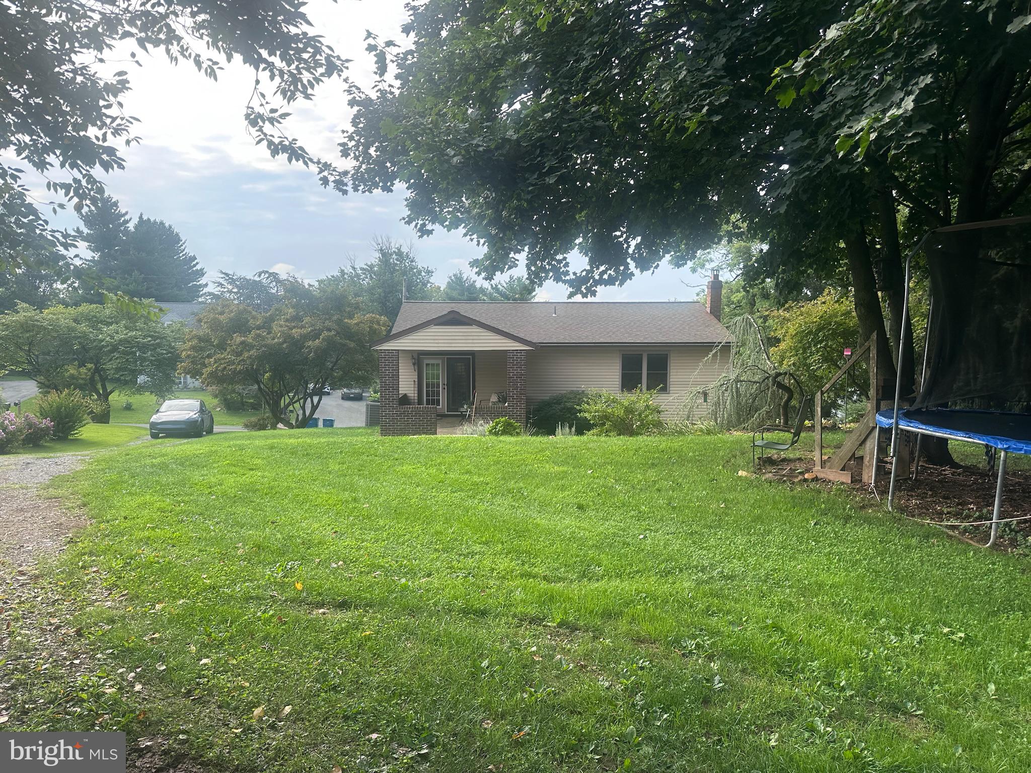 1751 STONEMILL DRIVE