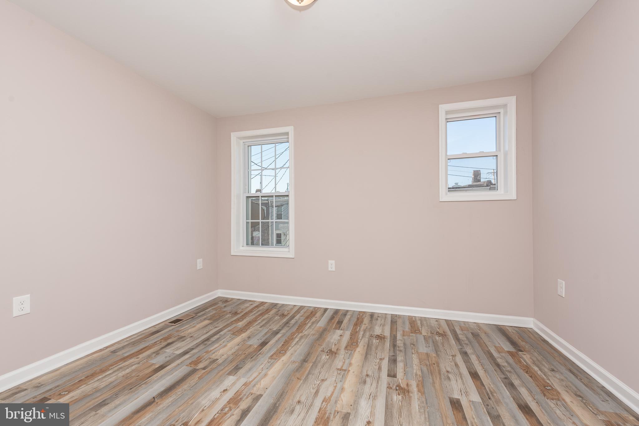 MADISON EASTEND - Residential