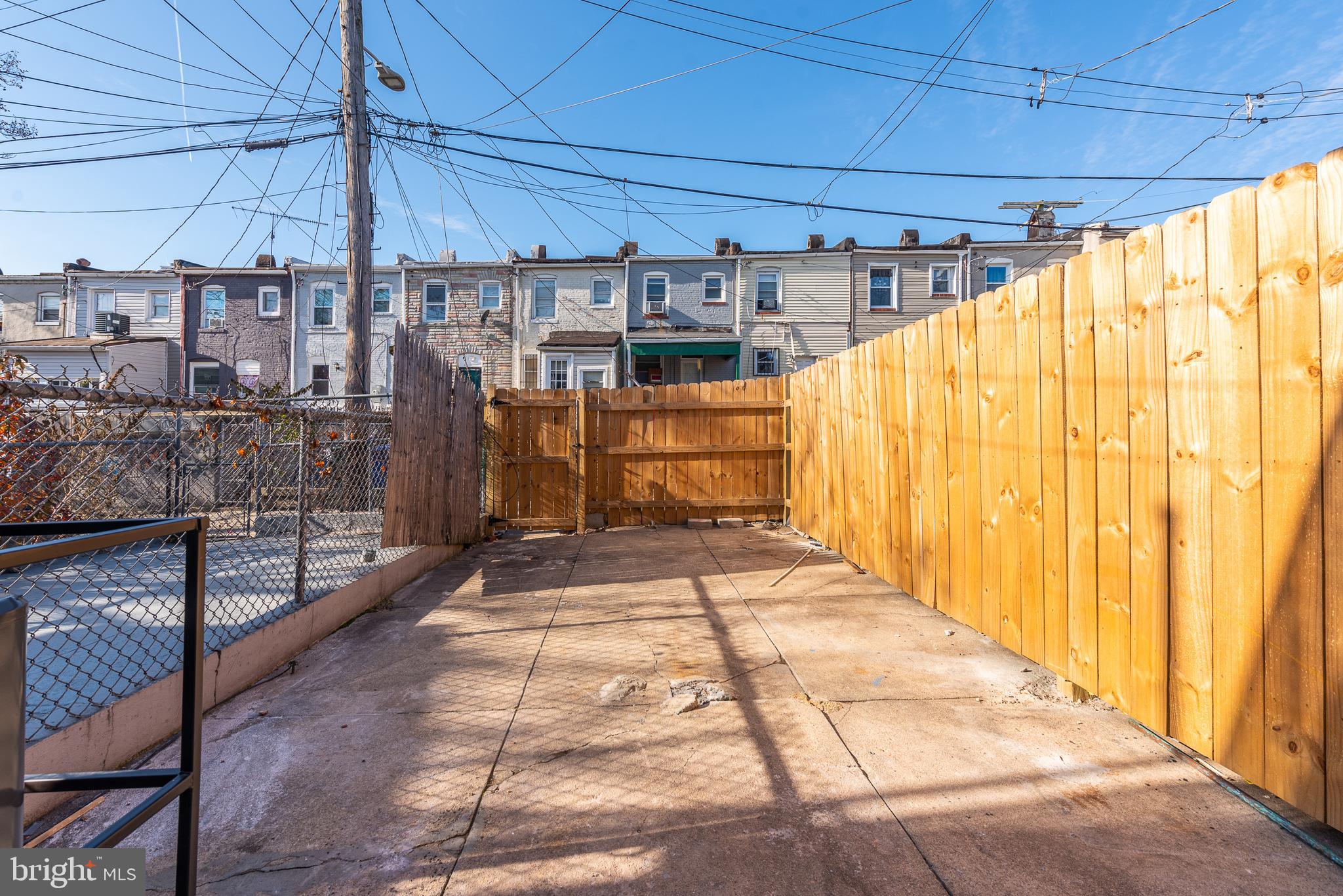 MADISON EASTEND - Residential