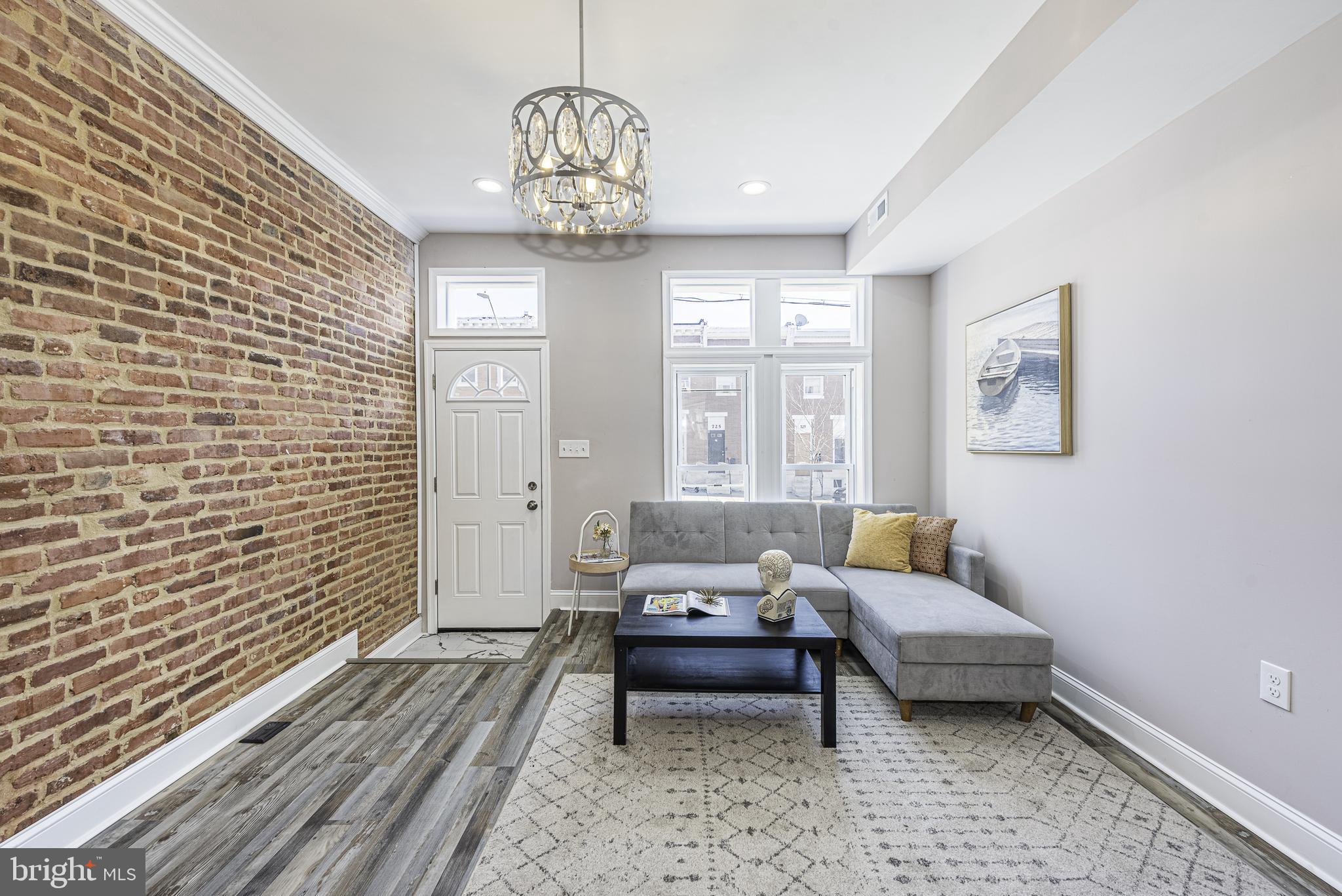 MADISON EASTEND - Residential