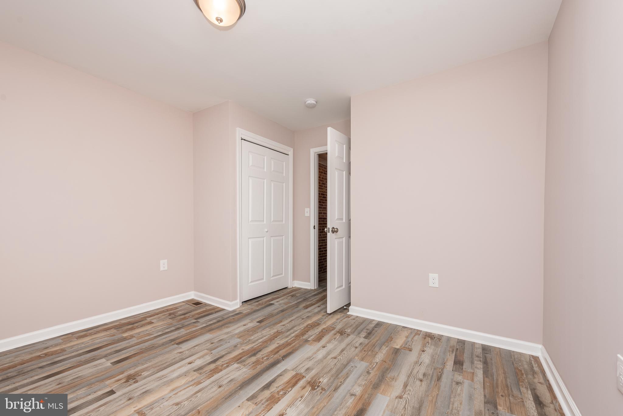 MADISON EASTEND - Residential