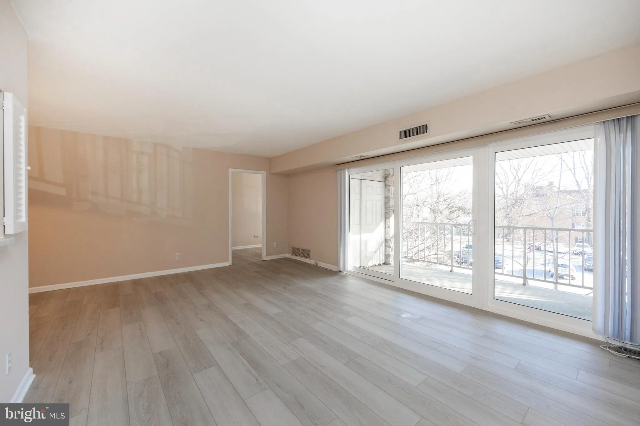 Wayne, Pennsylvania 19087, United States, 2 Bedrooms Bedrooms, ,1 BathroomBathrooms,Residential,Active,23907