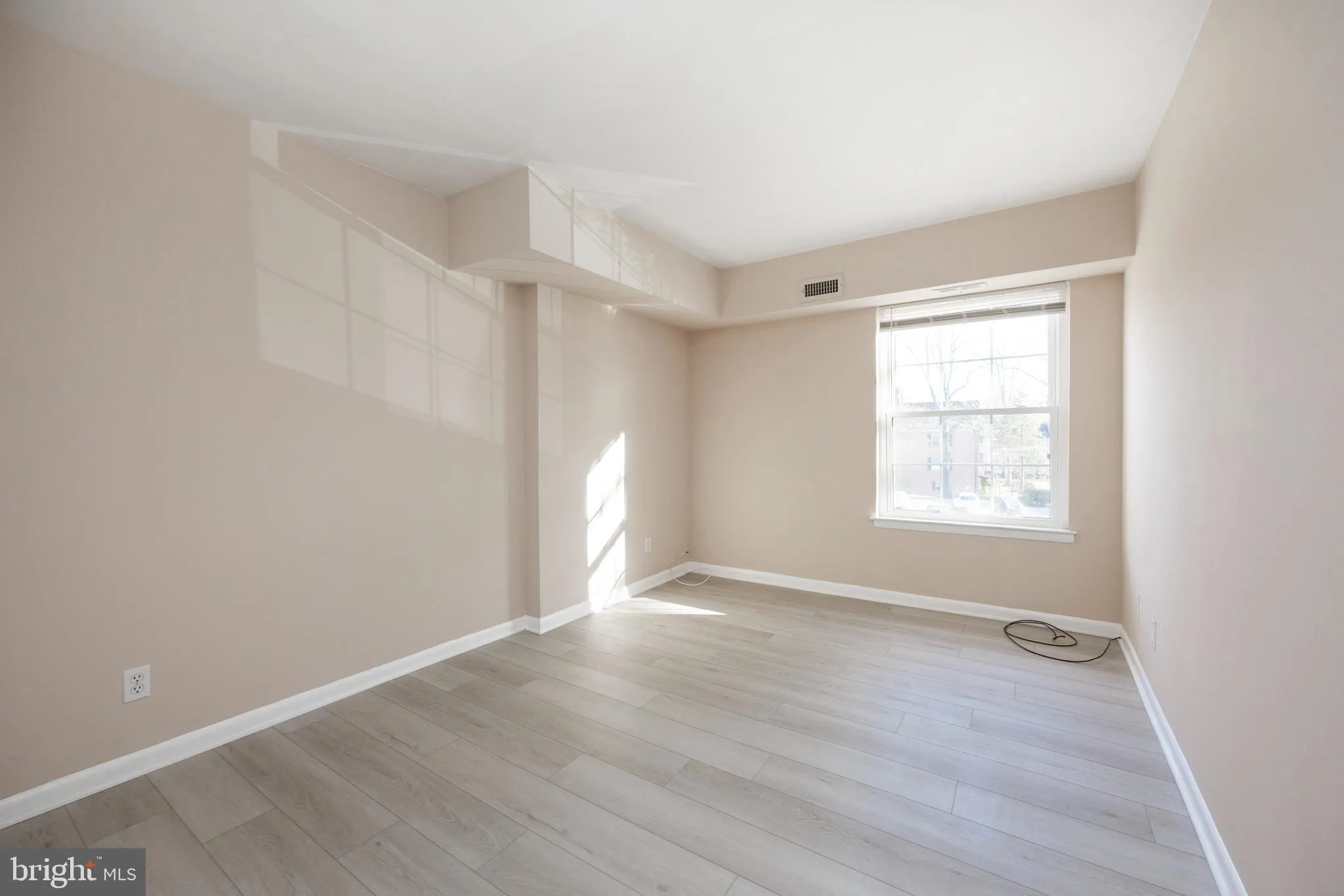 Wayne, Pennsylvania 19087, United States, 2 Bedrooms Bedrooms, ,1 BathroomBathrooms,Residential,Active,23907