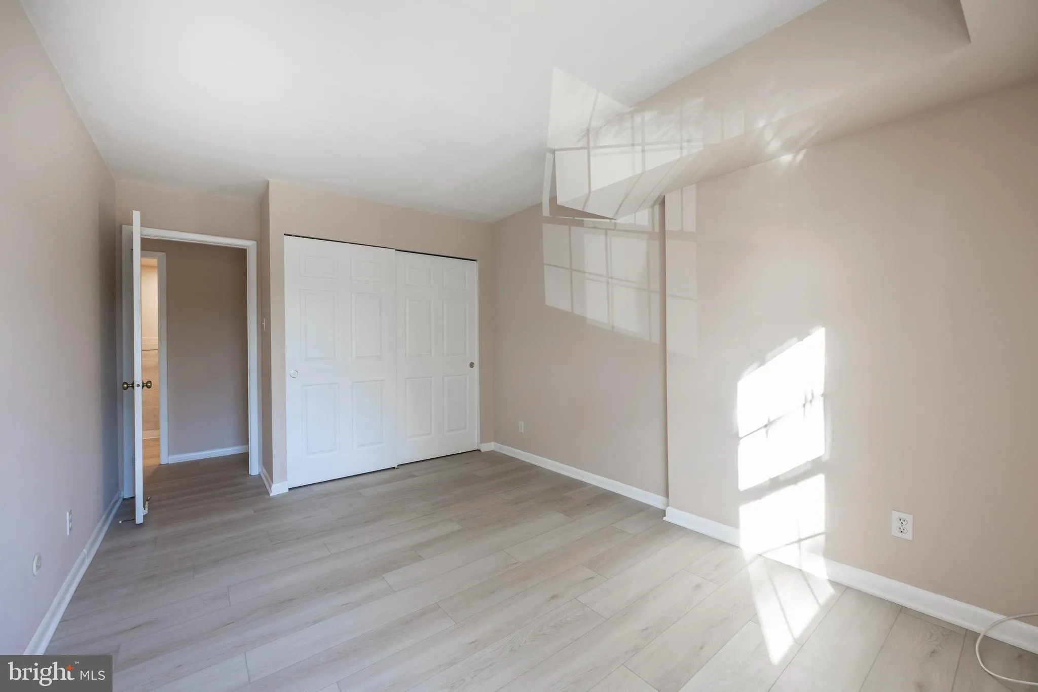 Wayne, Pennsylvania 19087, United States, 2 Bedrooms Bedrooms, ,1 BathroomBathrooms,Residential,Active,23907